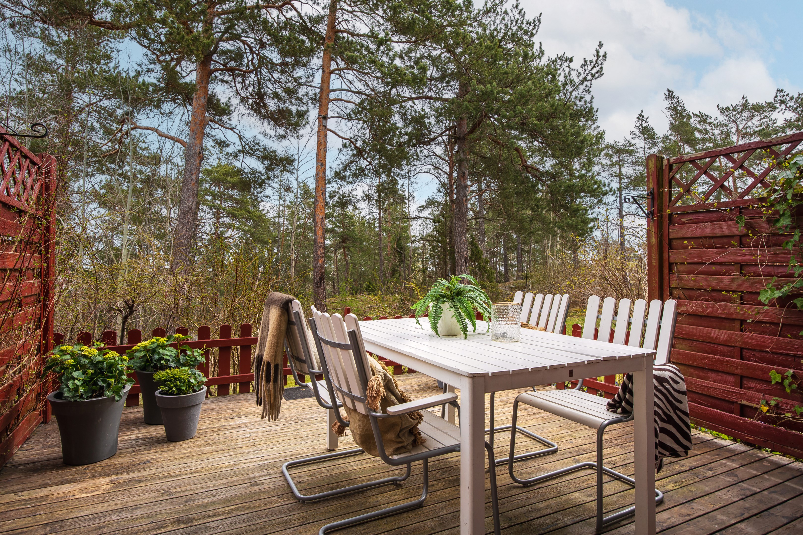 Bostadsbild från Ljuskärrsvägen 108, Till salu i Ljuskärrsberget - Saltsjöbaden, Nacka