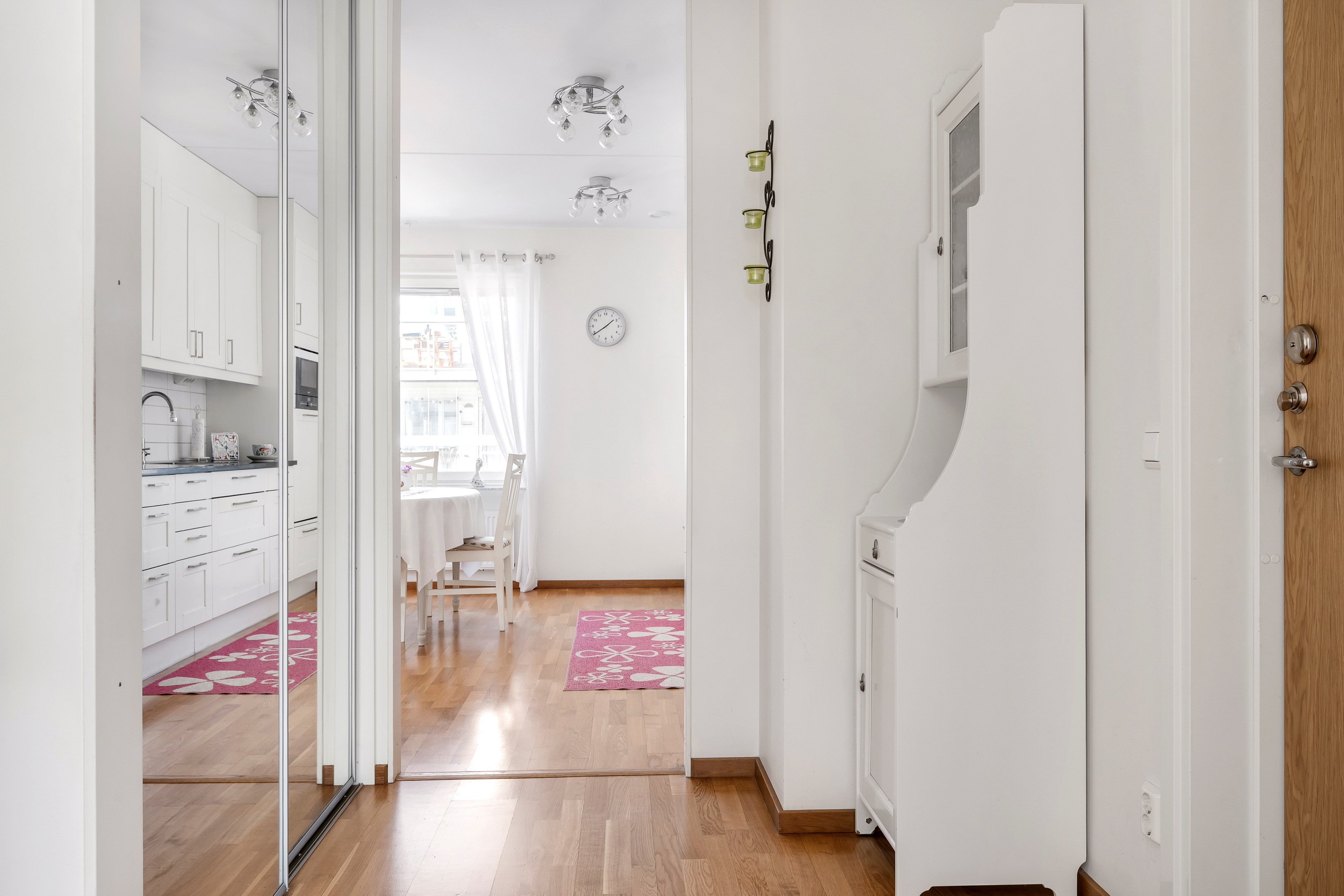 Bostadsbild från Torngatan 42, Till salu i Kapellgärdet, Uppsala