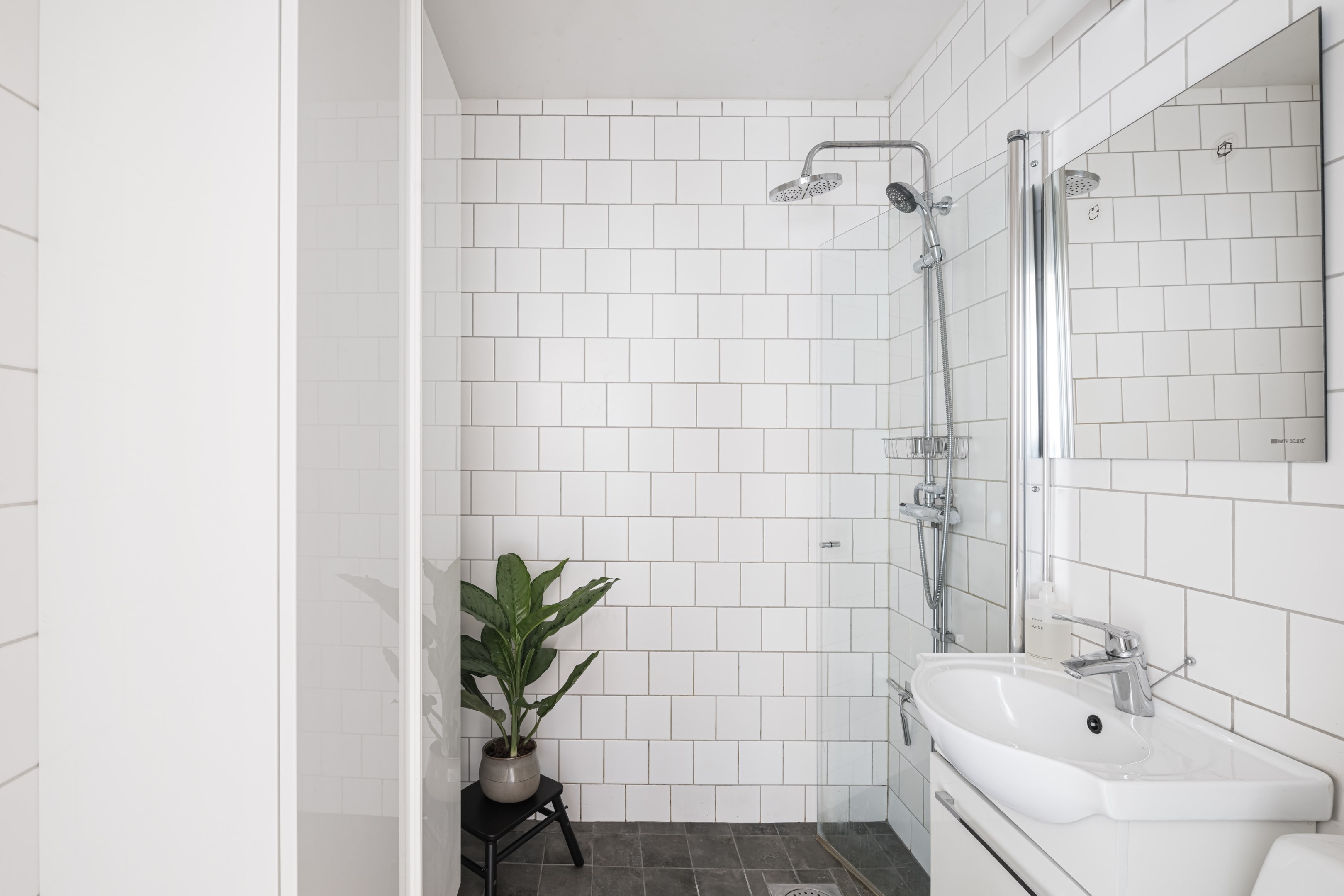 Bostadsbild från Rådjursstigen 32, Såld i Bergshamra, Solna