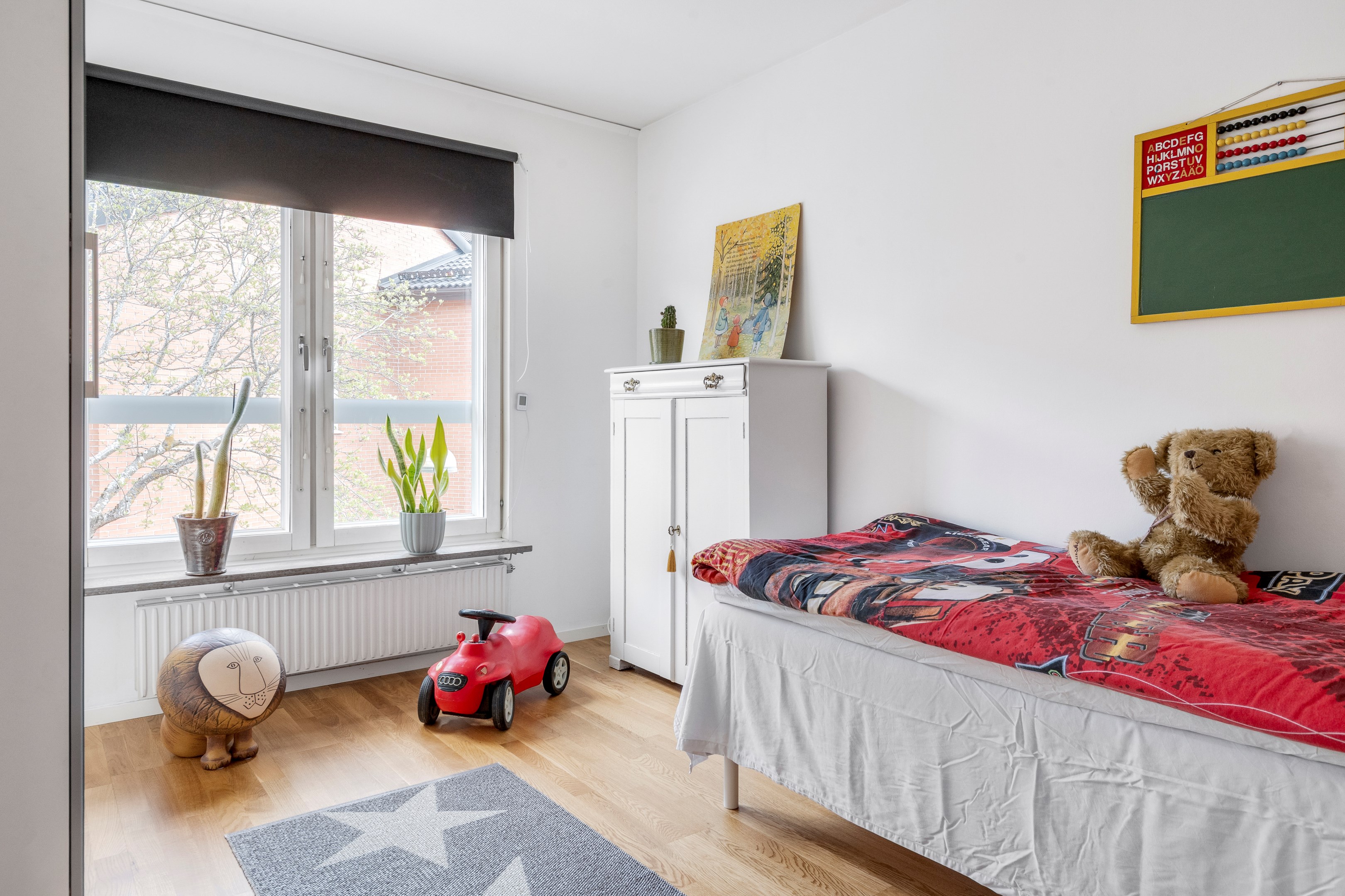 Bostadsbild från Lings väg 20, Såld i Ling, Uppsala
