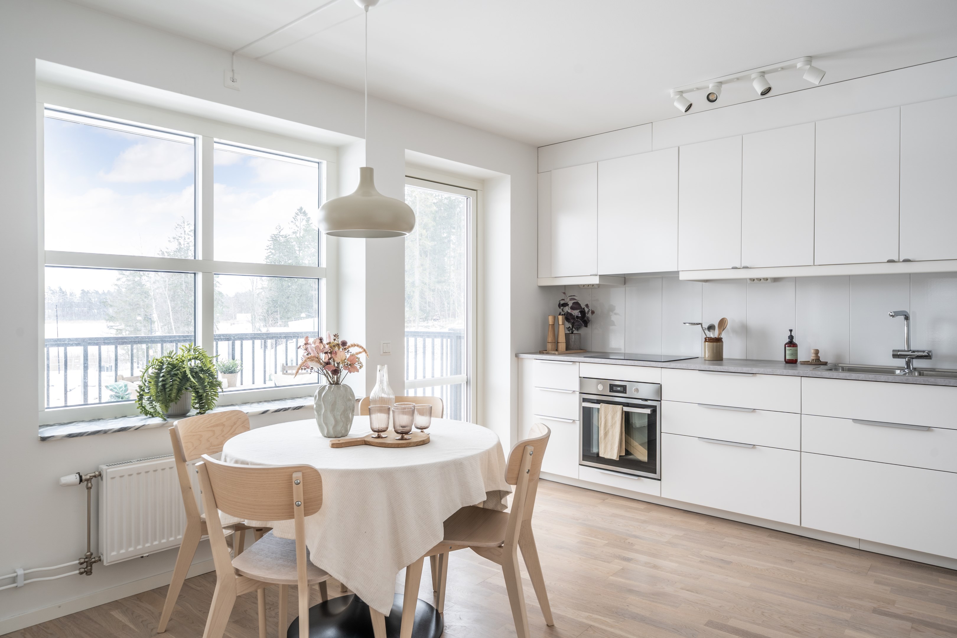 Bostadsbild från Slalomvägen 6, Till salu i Väsjön, Sollentuna