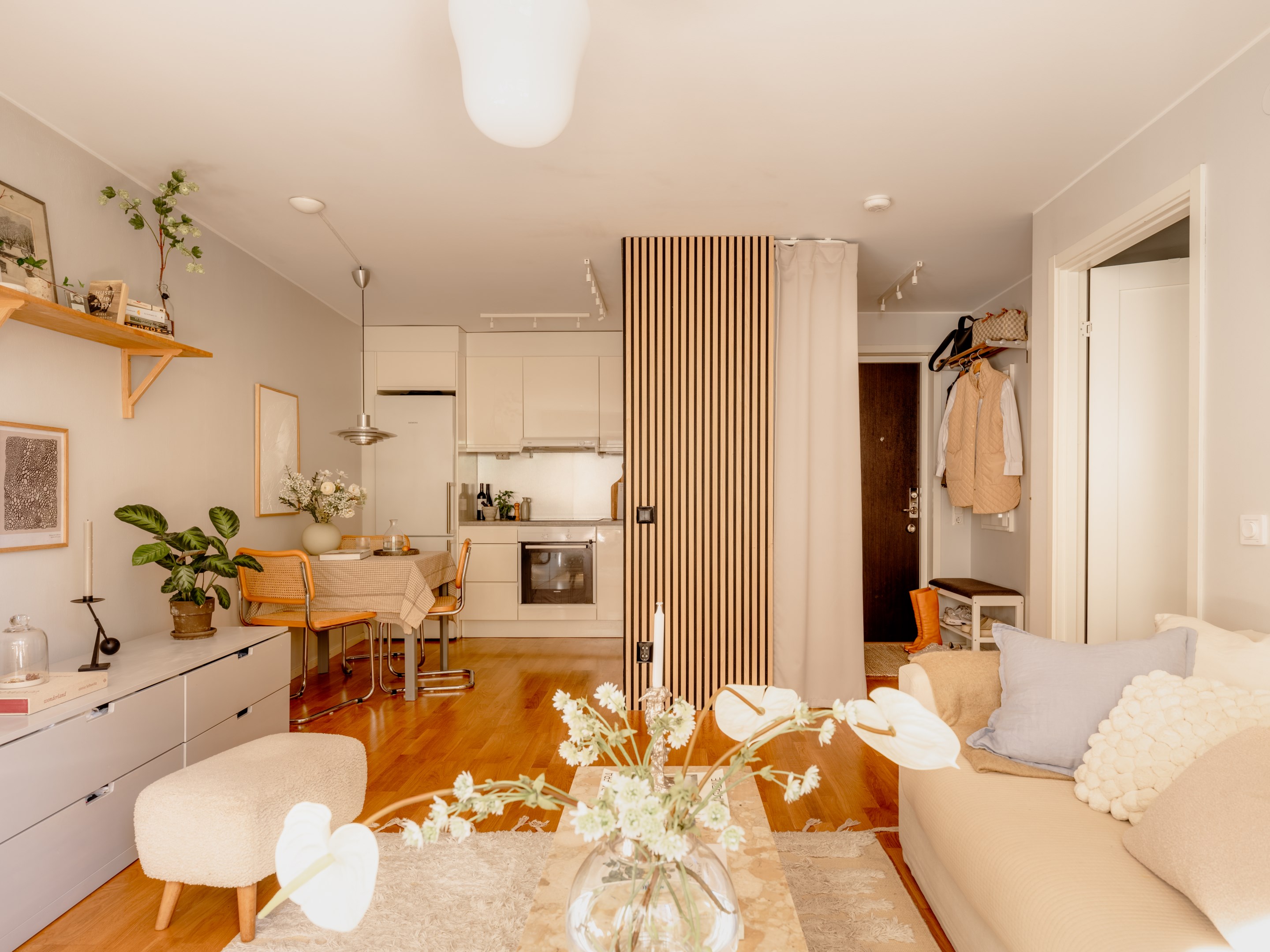 Bostadsbild från Tellusborgsvägen 94, Såld i Midsommarkransen, Stockholm