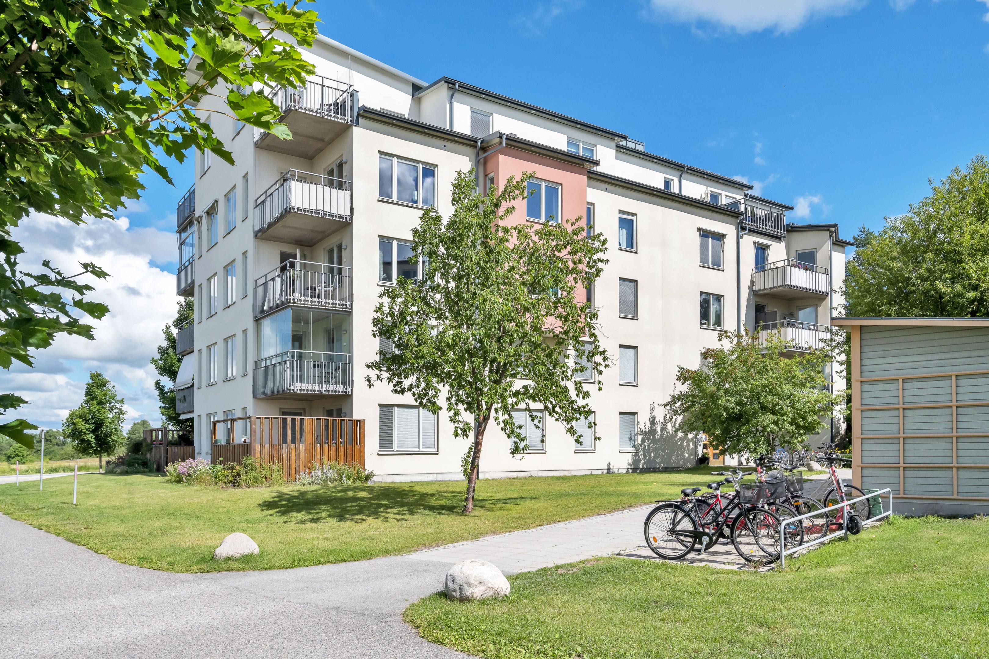 Bostadsbild från Polhemsgatan 2, Till salu i Rickomberga, Uppsala