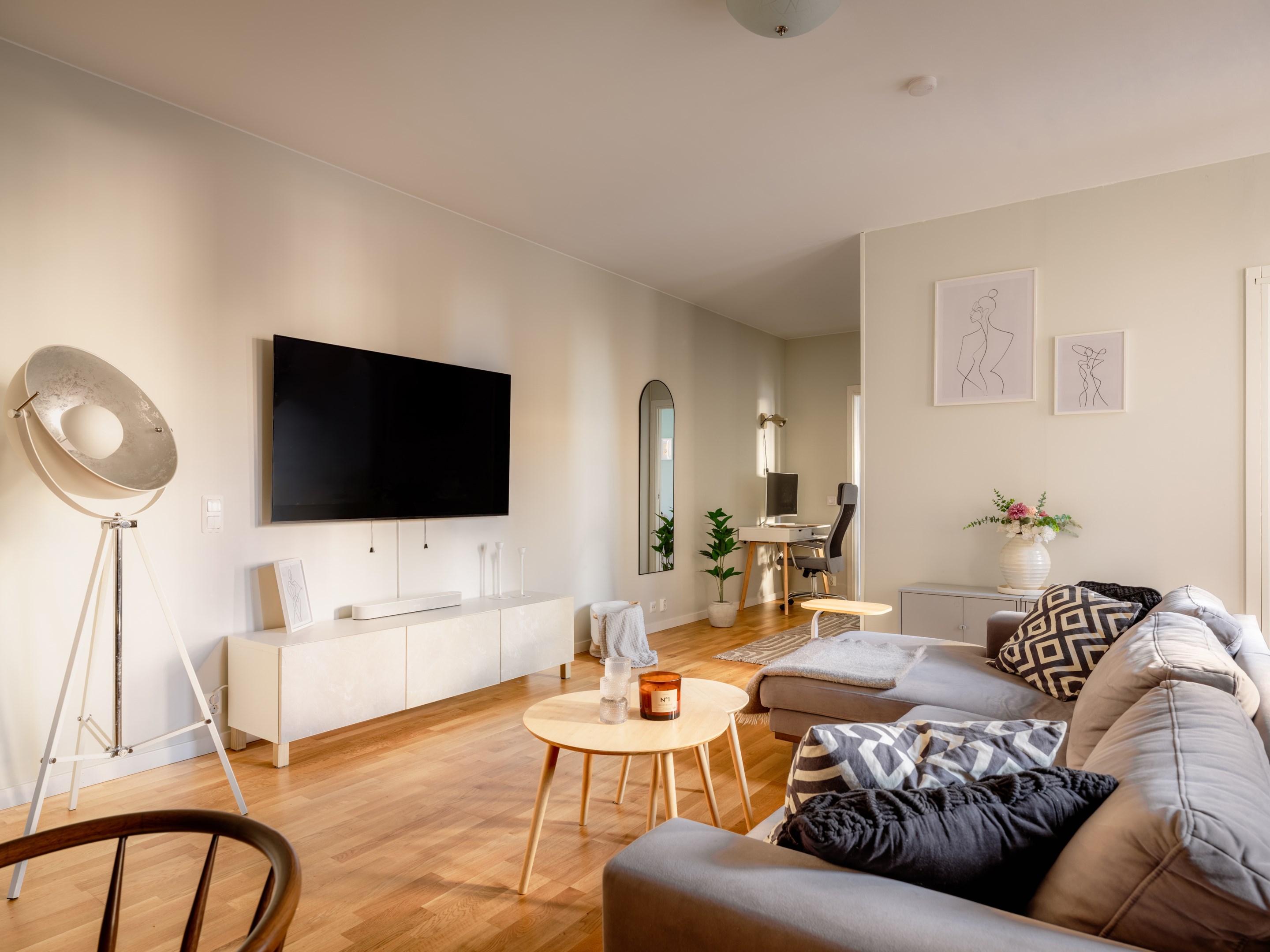Bostadsbild från Responsgatan 14, Till salu i Midsommarkransen - Telefonplan, Stockholm