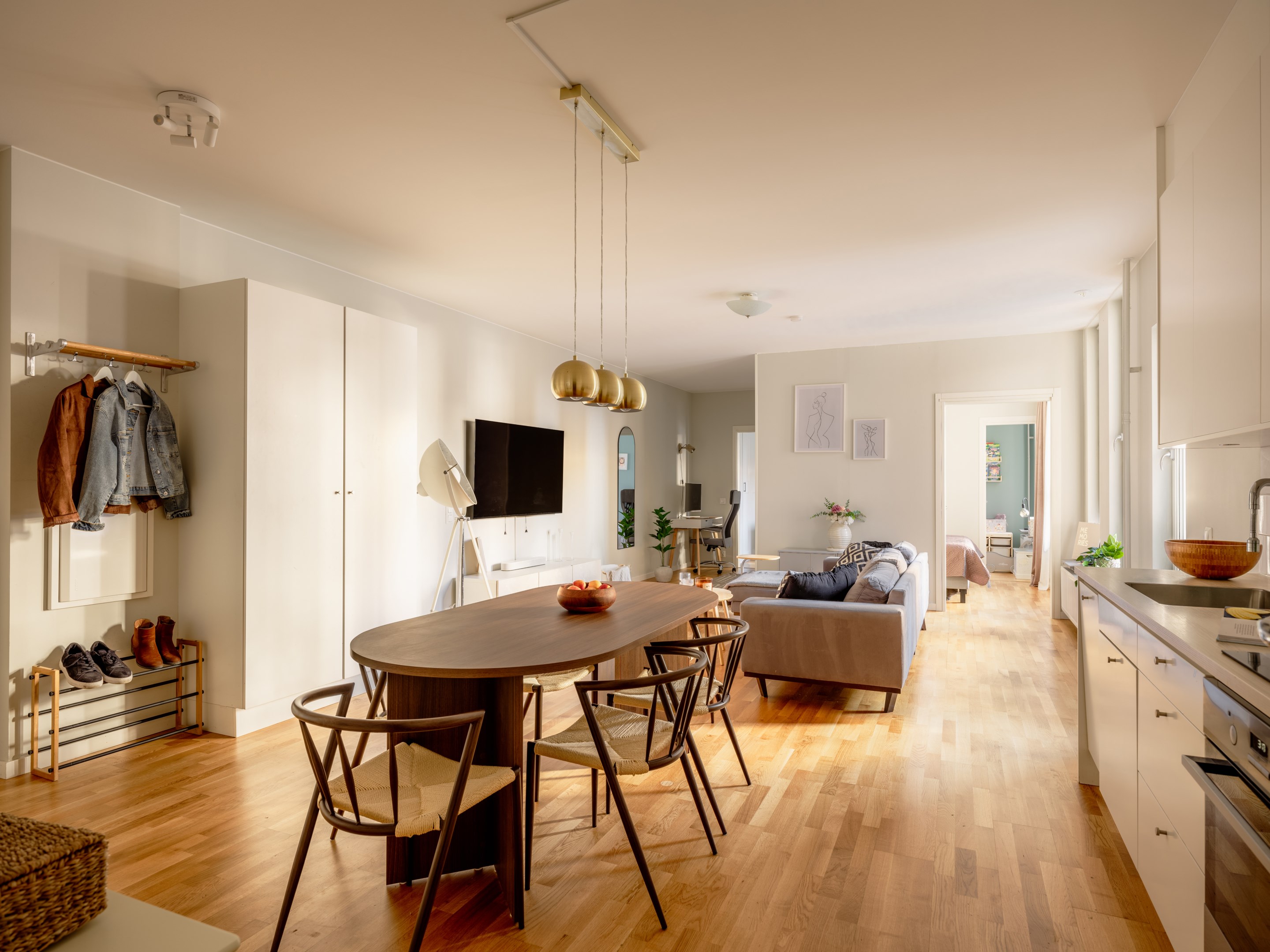 Bostadsbild från Responsgatan 14, Till salu i Midsommarkransen - Telefonplan, Stockholm