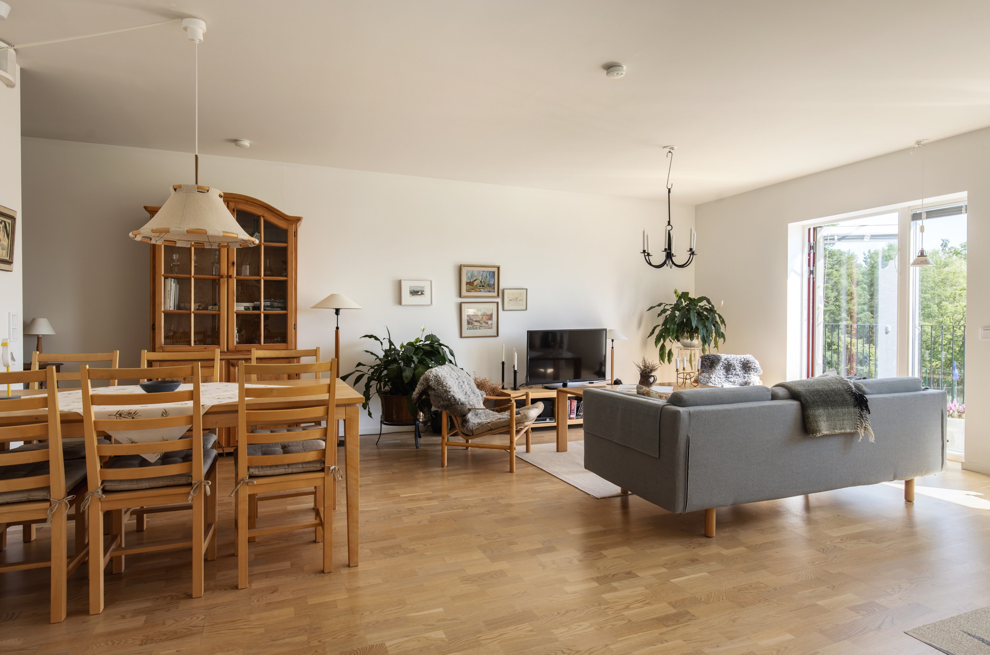 Bostadsbild från Ormingeringen 62B, 3/3 tr, Till salu i Västra Orminge, Nacka