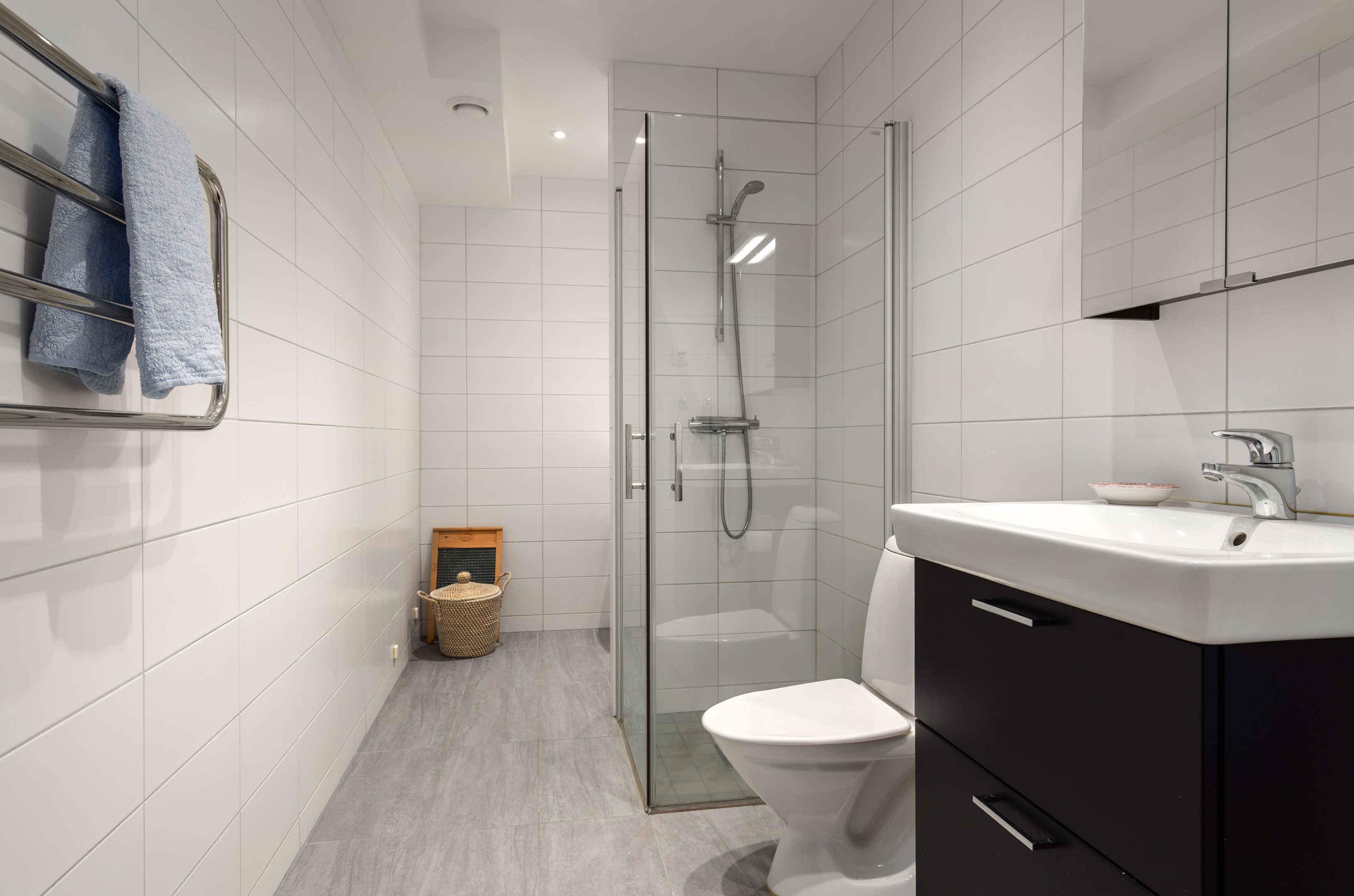 Bostadsbild från Ormingeringen 62B, 3/3 tr, Till salu i Västra Orminge, Nacka