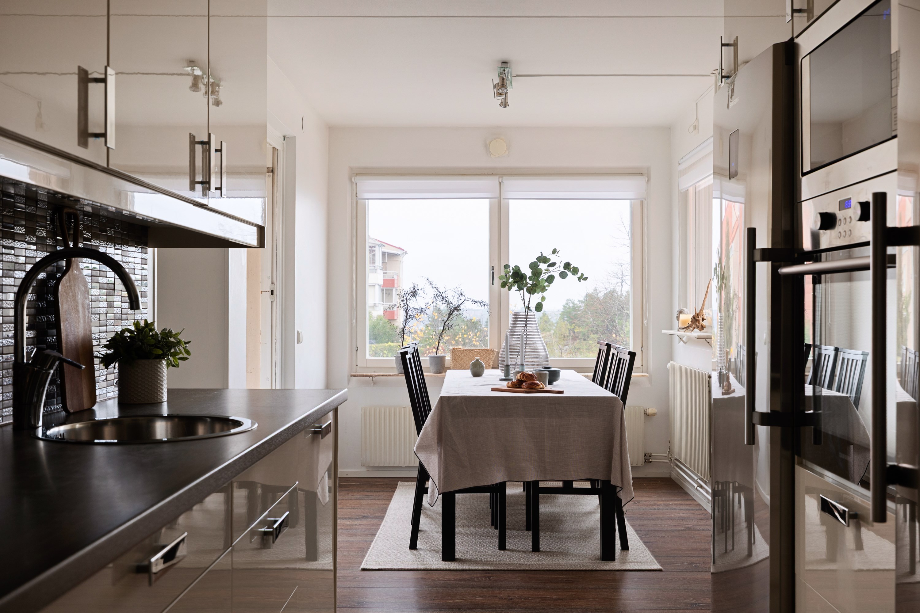 Bostadsbild från Landåvägen 77, Till salu i Jarlaberg, Nacka