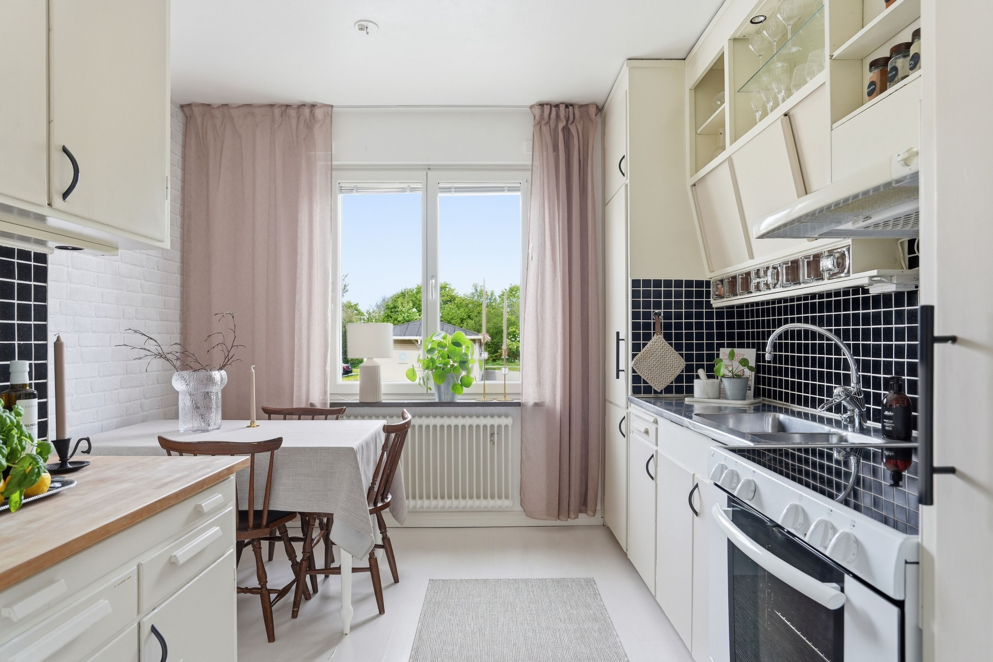 Bostadsbild från Salabacksgatan 11B, Såld i Salabacke, Uppsala
