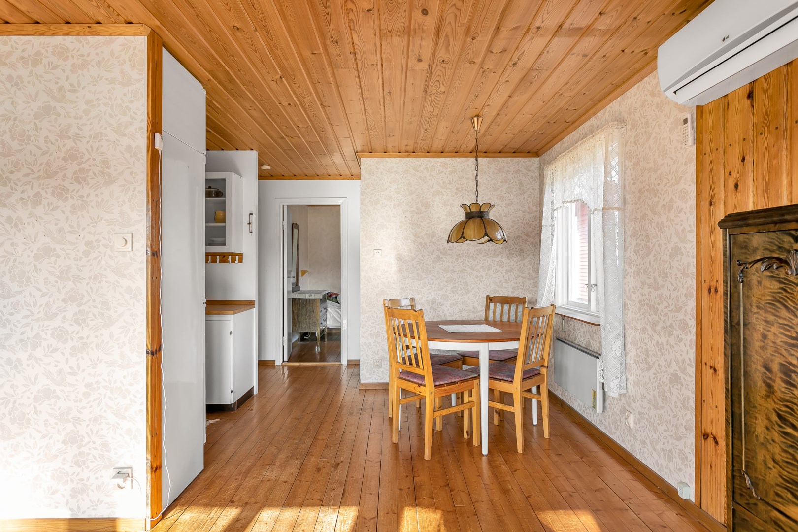 Bostadsbild från Råstensby Fågelsången 6, Såld i Råstensby Fågelsången, Uppsala