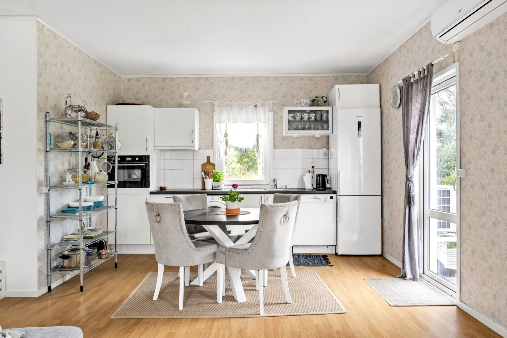 Bostadsbild från Fäxboda 24, Såld i Fäxboda, Uppsala