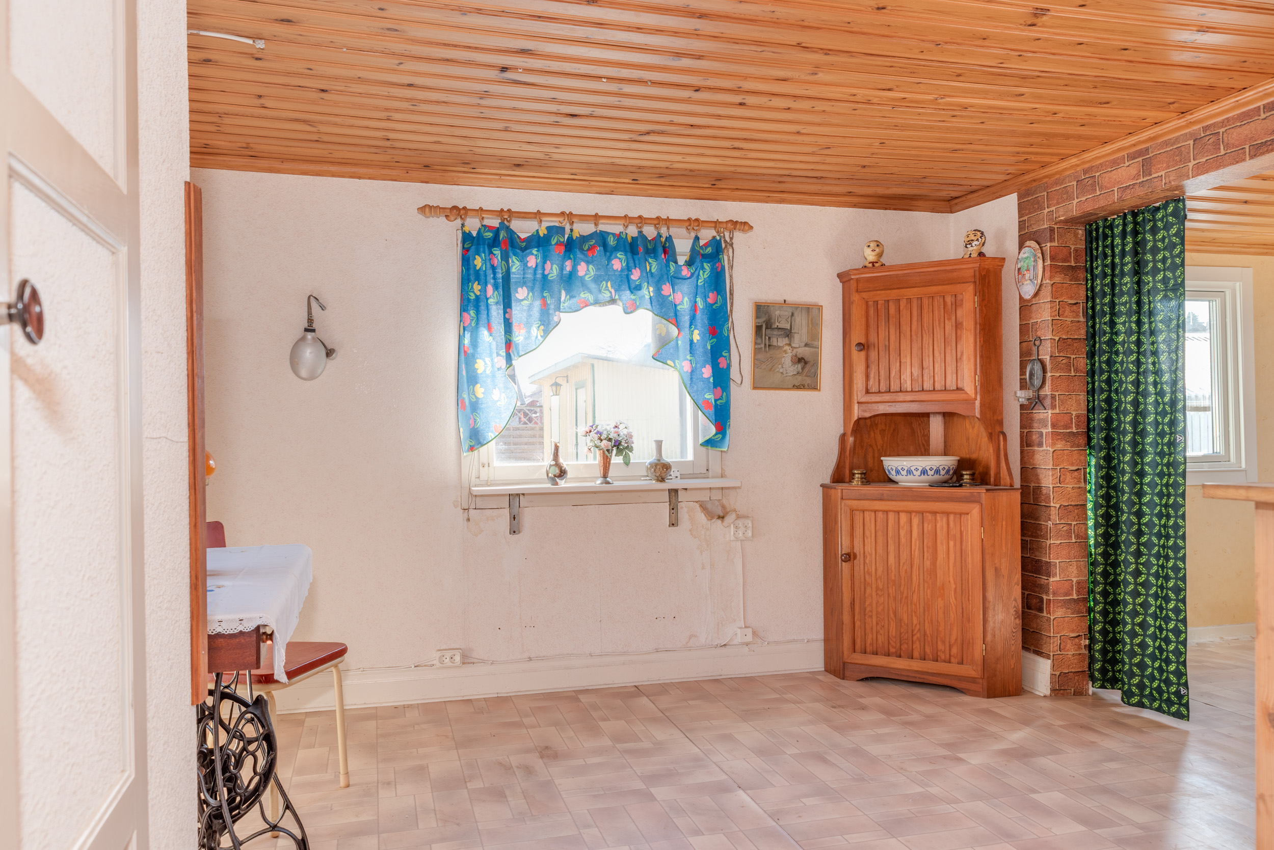 Bostadsbild från Övre Åvägen 19, Såld i Biskopsängen, Västerås