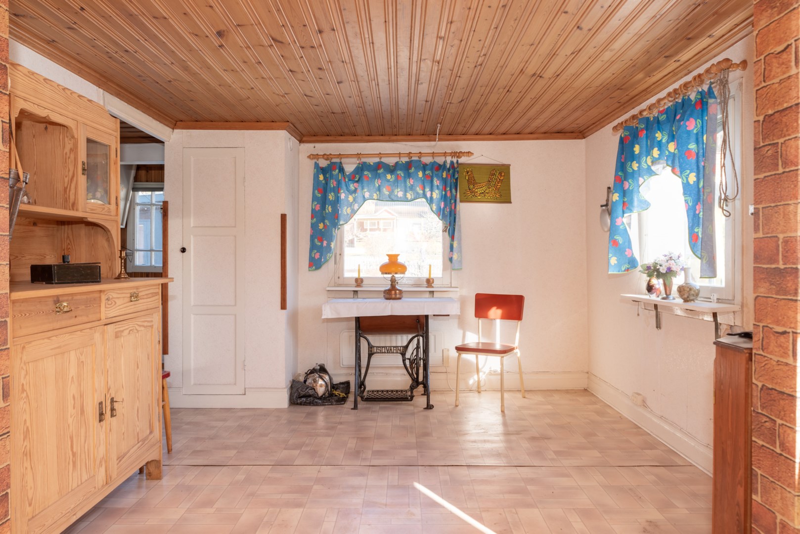 Bostadsbild från Övre Åvägen 19, Såld i Biskopsängen, Västerås