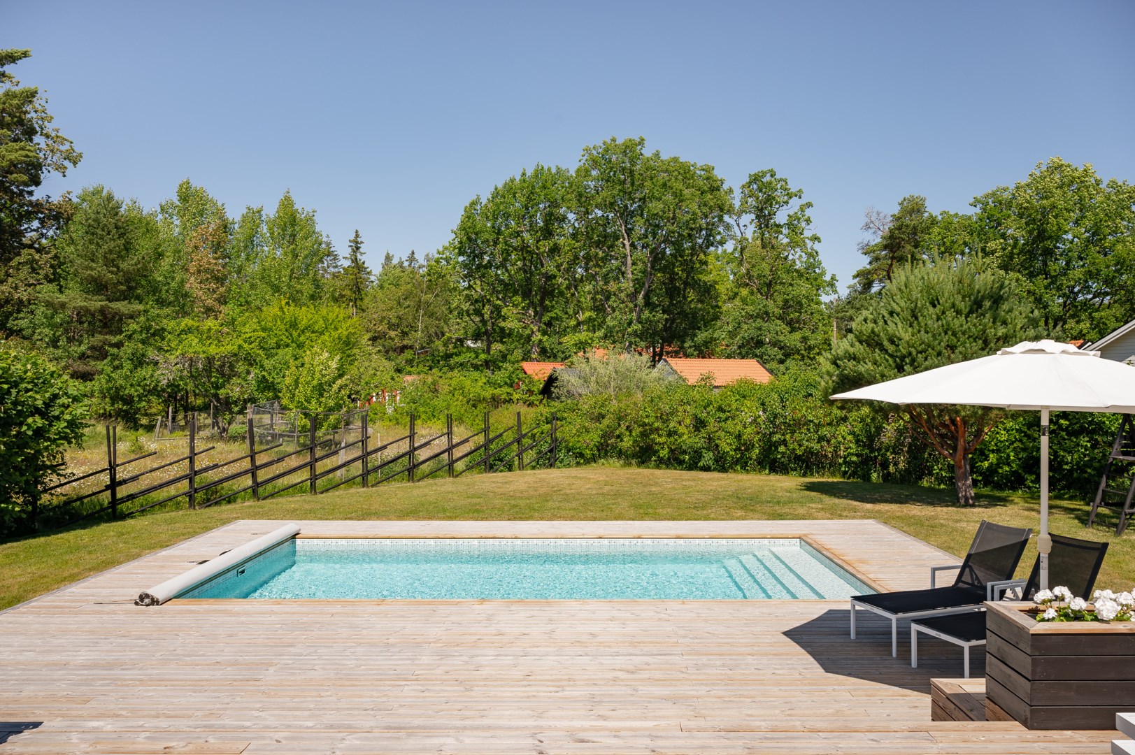 Bostadsbild från Tranviksvägen 6, Såld i Bodatorp, Värmdö