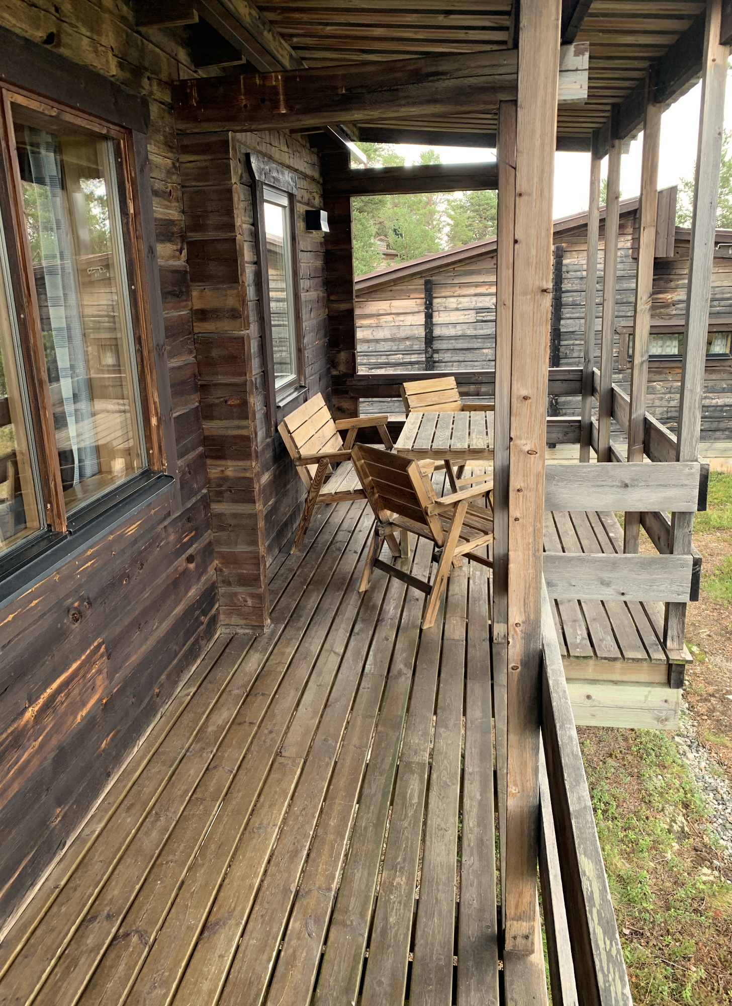 FSJ. Altanen baksidan