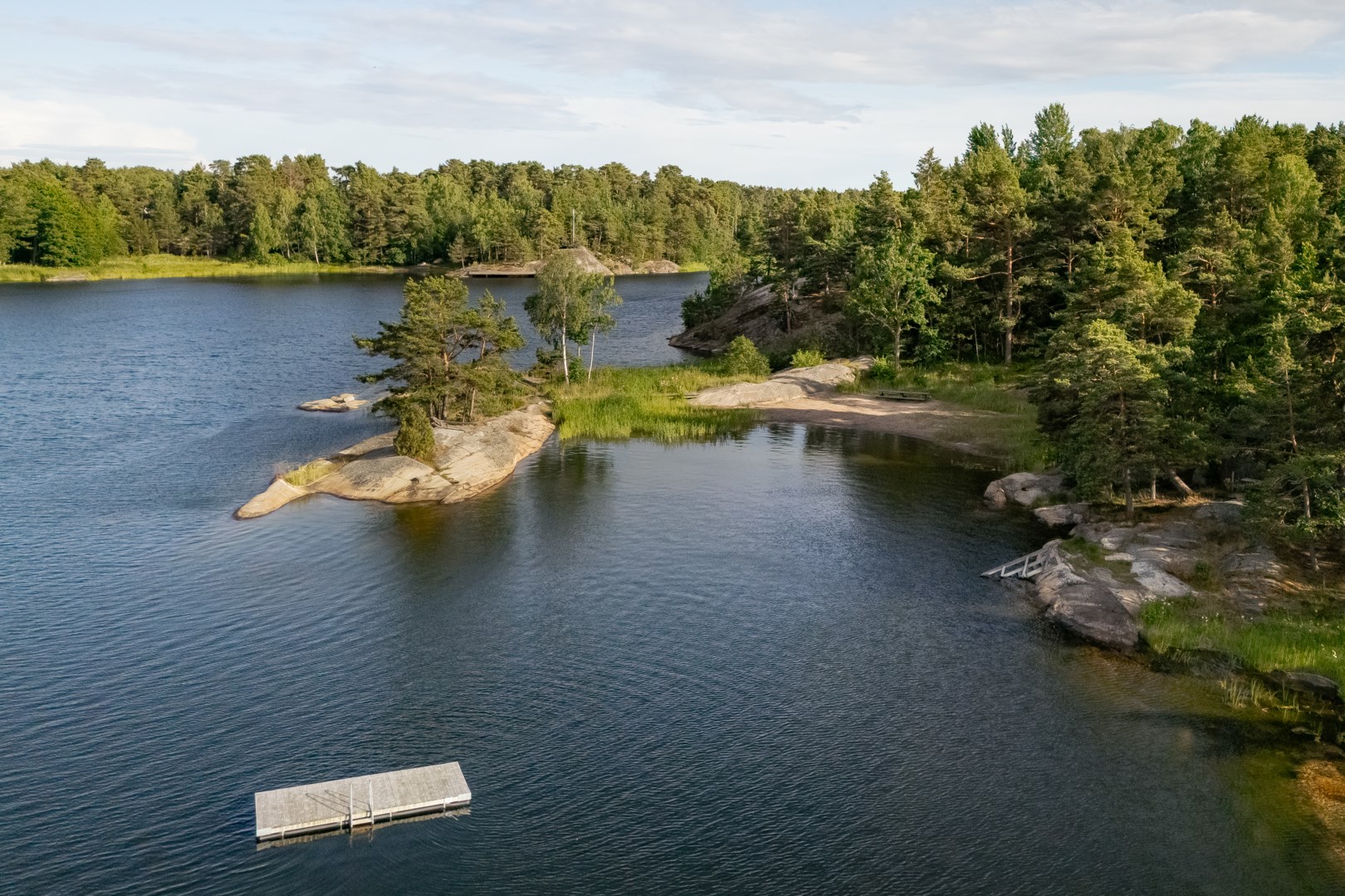 Bostadsbild från Brunnsgärdesvägen 13, Såld i Djurö, Värmdö