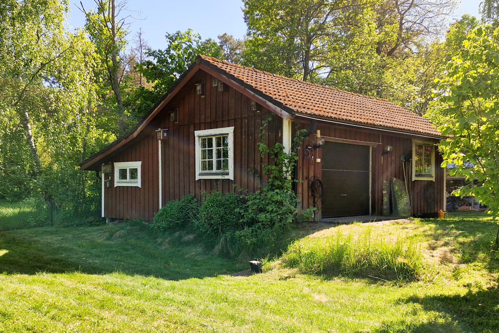 Bostadsbild från Långsjövägen 12, Såld i Överby - Vindö, Värmdö