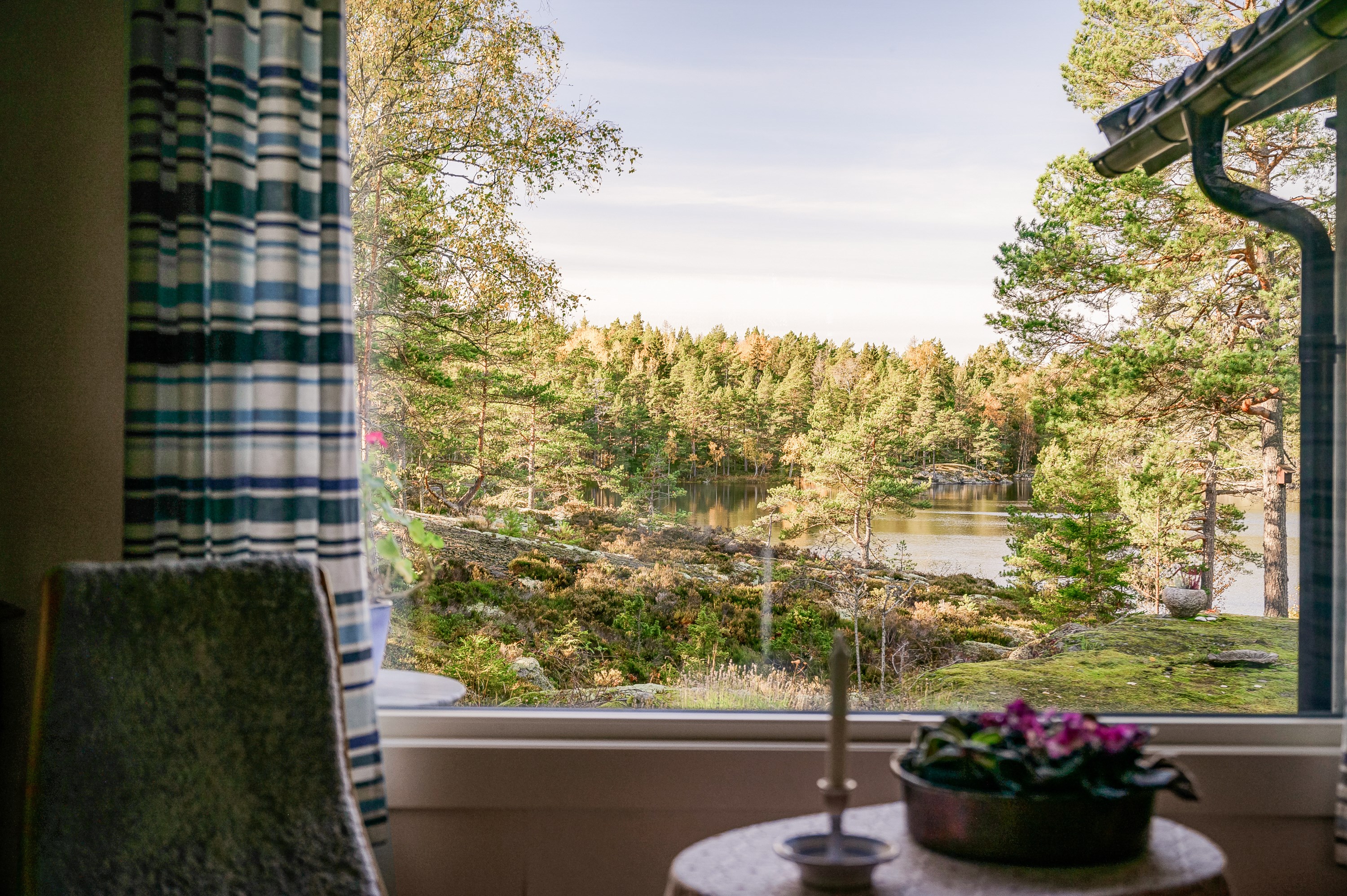 Bostadsbild från Vidsjövägen 8, Såld i Stavsnäs, Värmdö