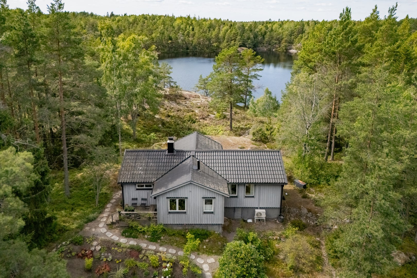 Bostadsbild från Vidsjövägen 8, Såld i Stavsnäs, Värmdö