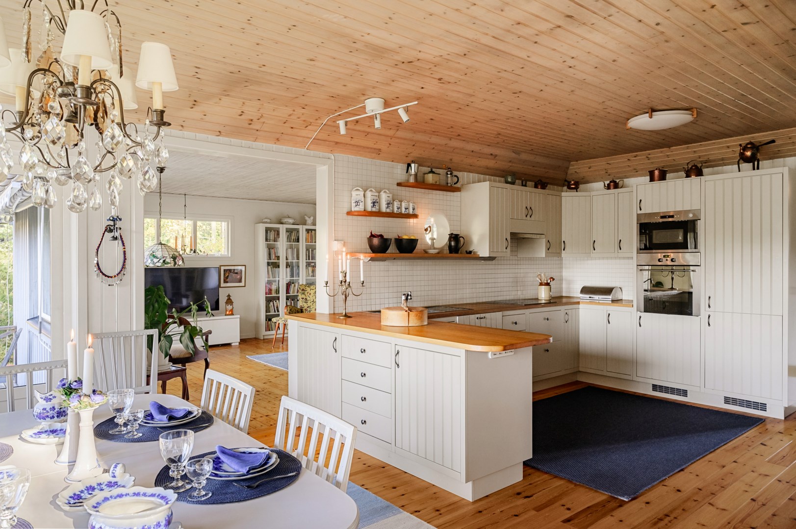 Bostadsbild från Vidsjövägen 8, Såld i Stavsnäs, Värmdö