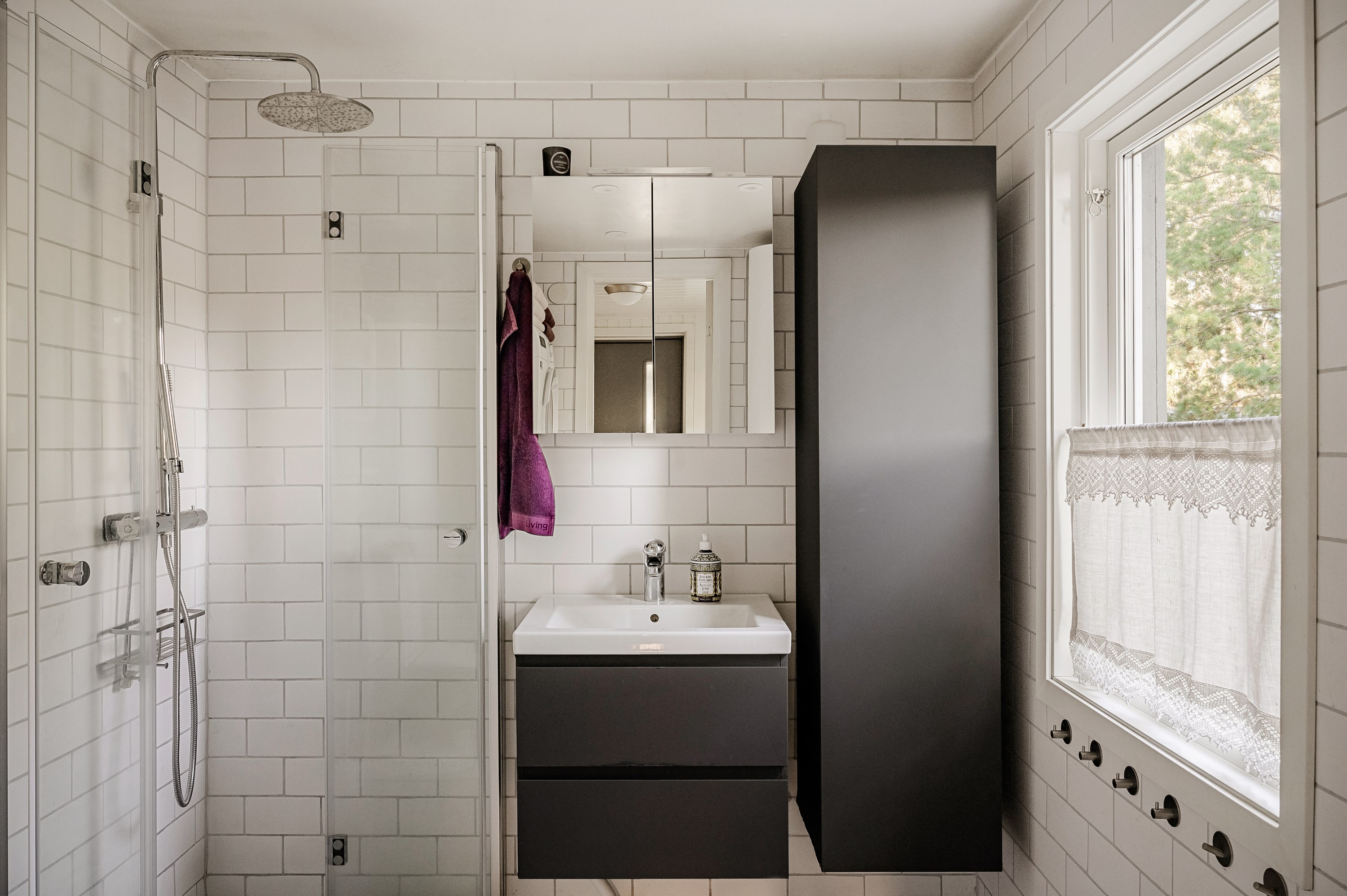 Bostadsbild från Vidsjövägen 8, Såld i Stavsnäs, Värmdö