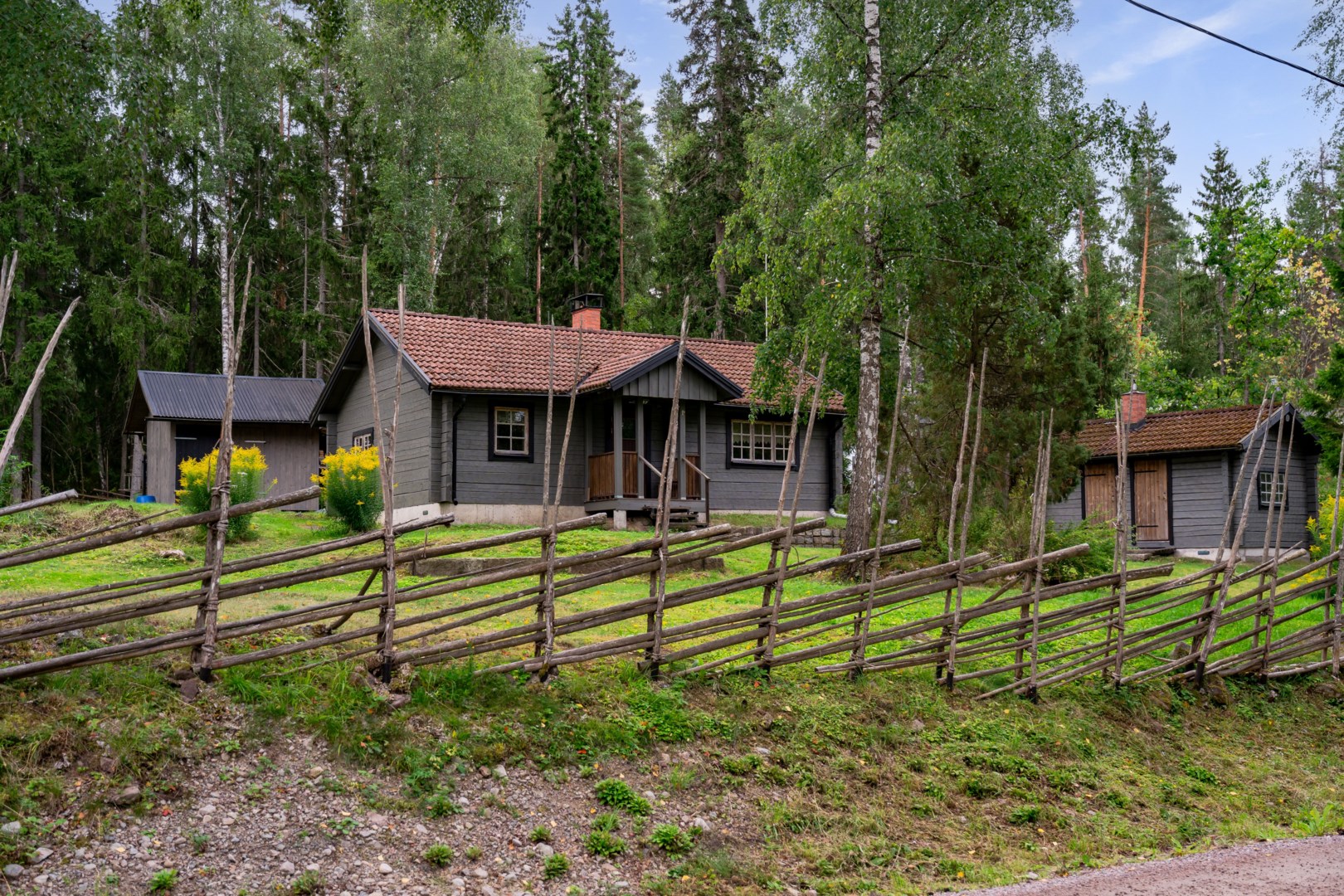 Bostadsbild från Kungstomtsvägen 17, Såld i Skyttorp, Uppsala