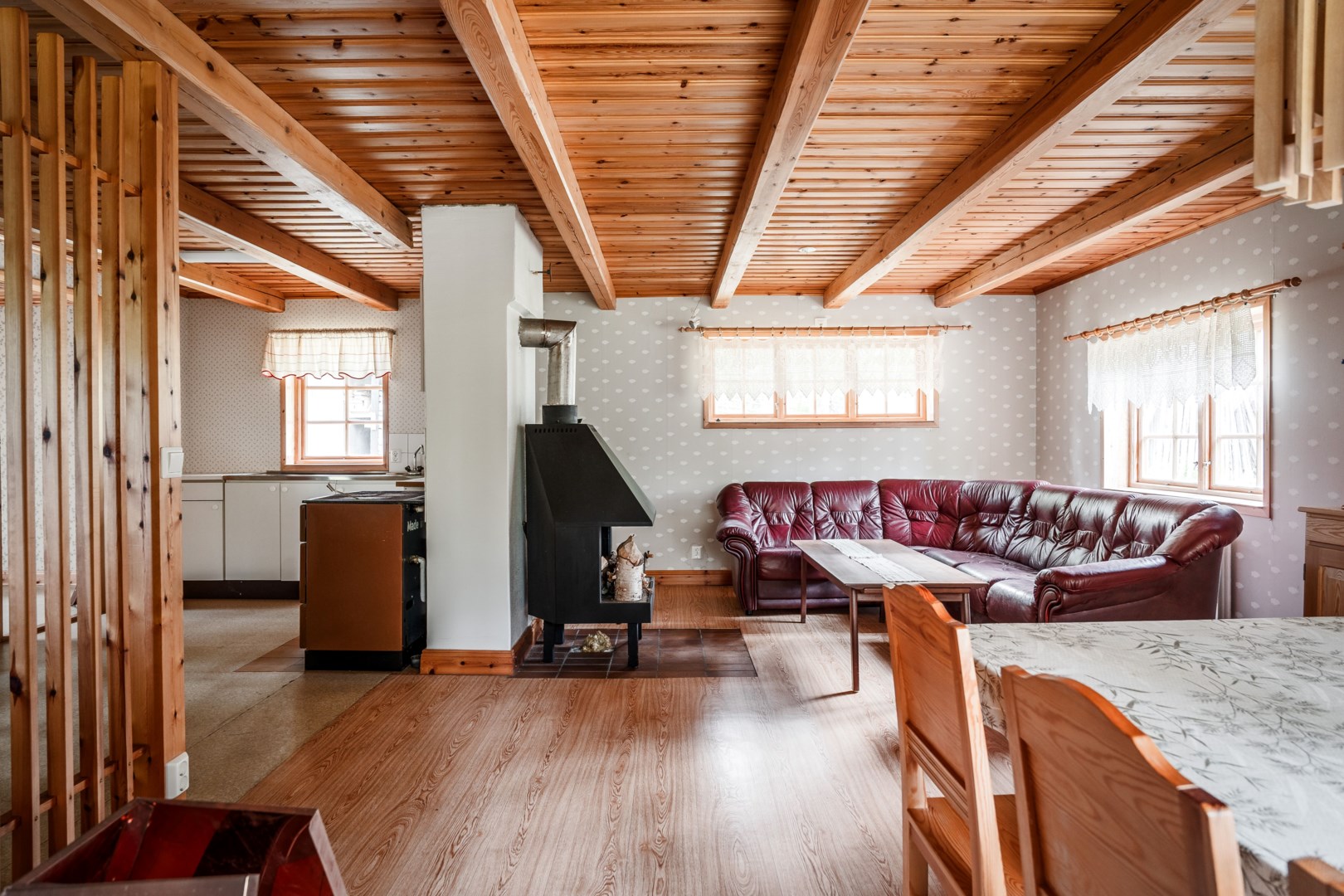 Bostadsbild från Kungstomtsvägen 17, Såld i Skyttorp, Uppsala