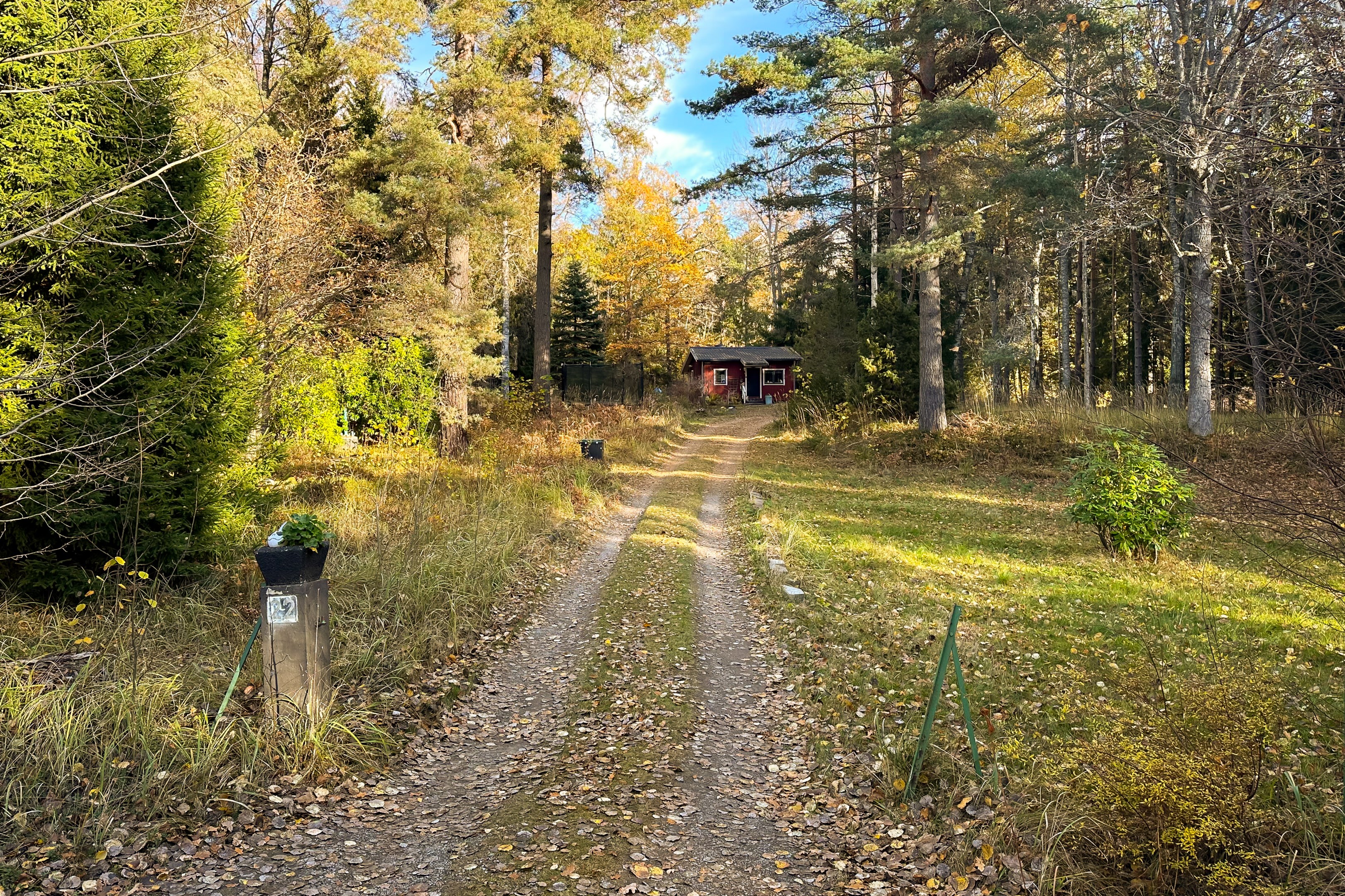 Infart via Baldersnäsvägen i söder.