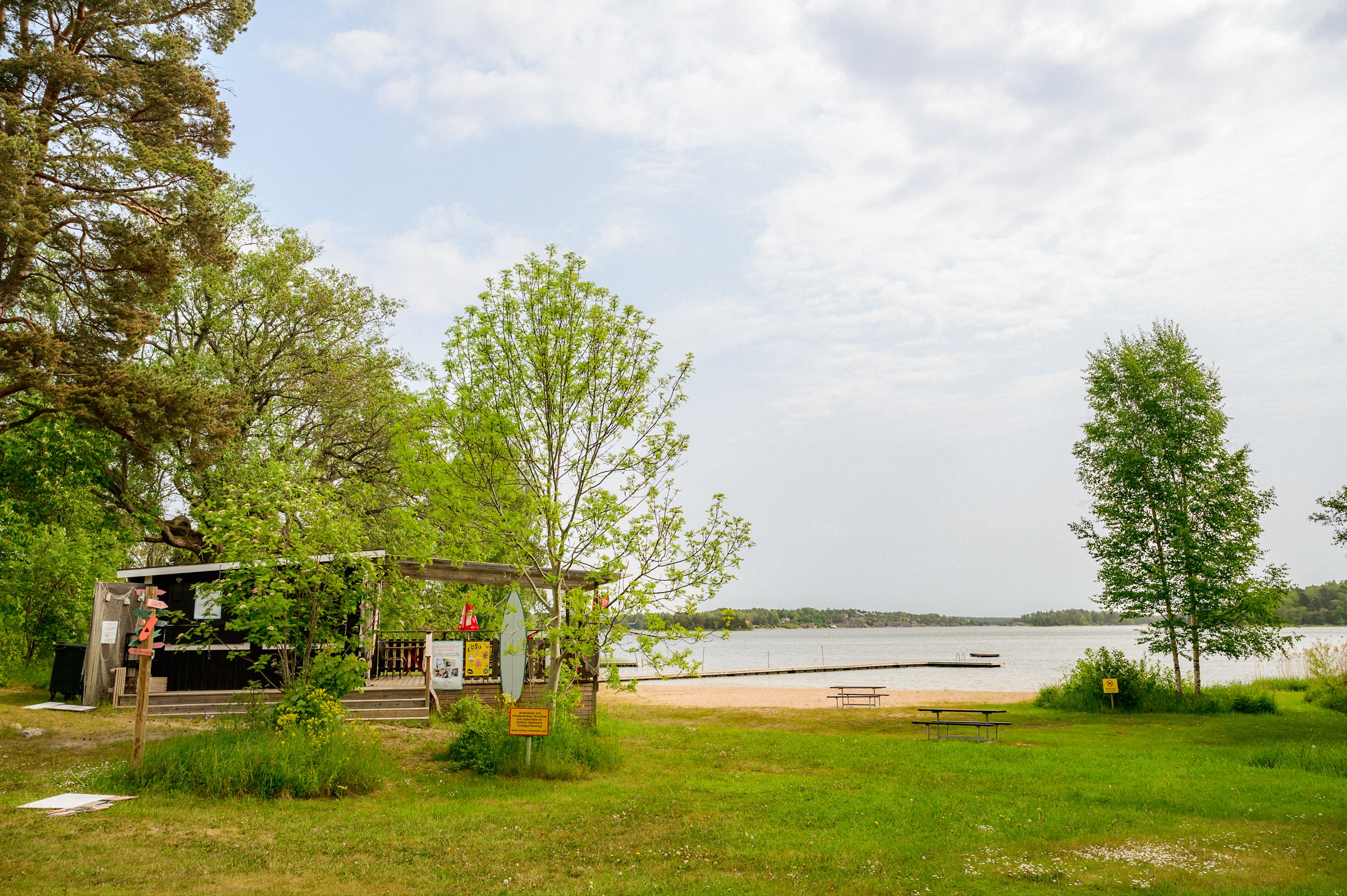 Strandkiosken vid stora badet.