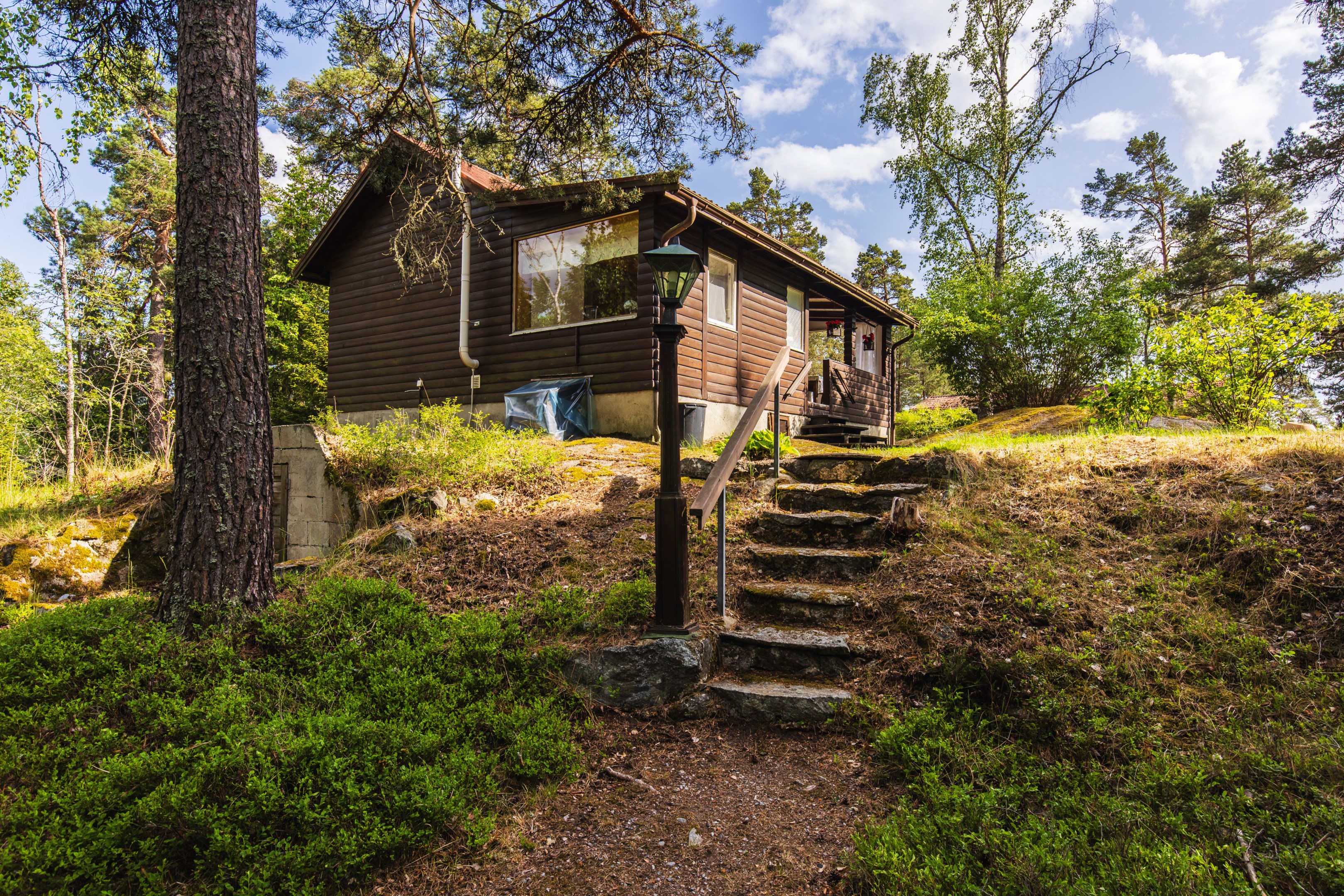 Bostadsbild från Nials väg 16, Kommande i Glömsta, Huddinge