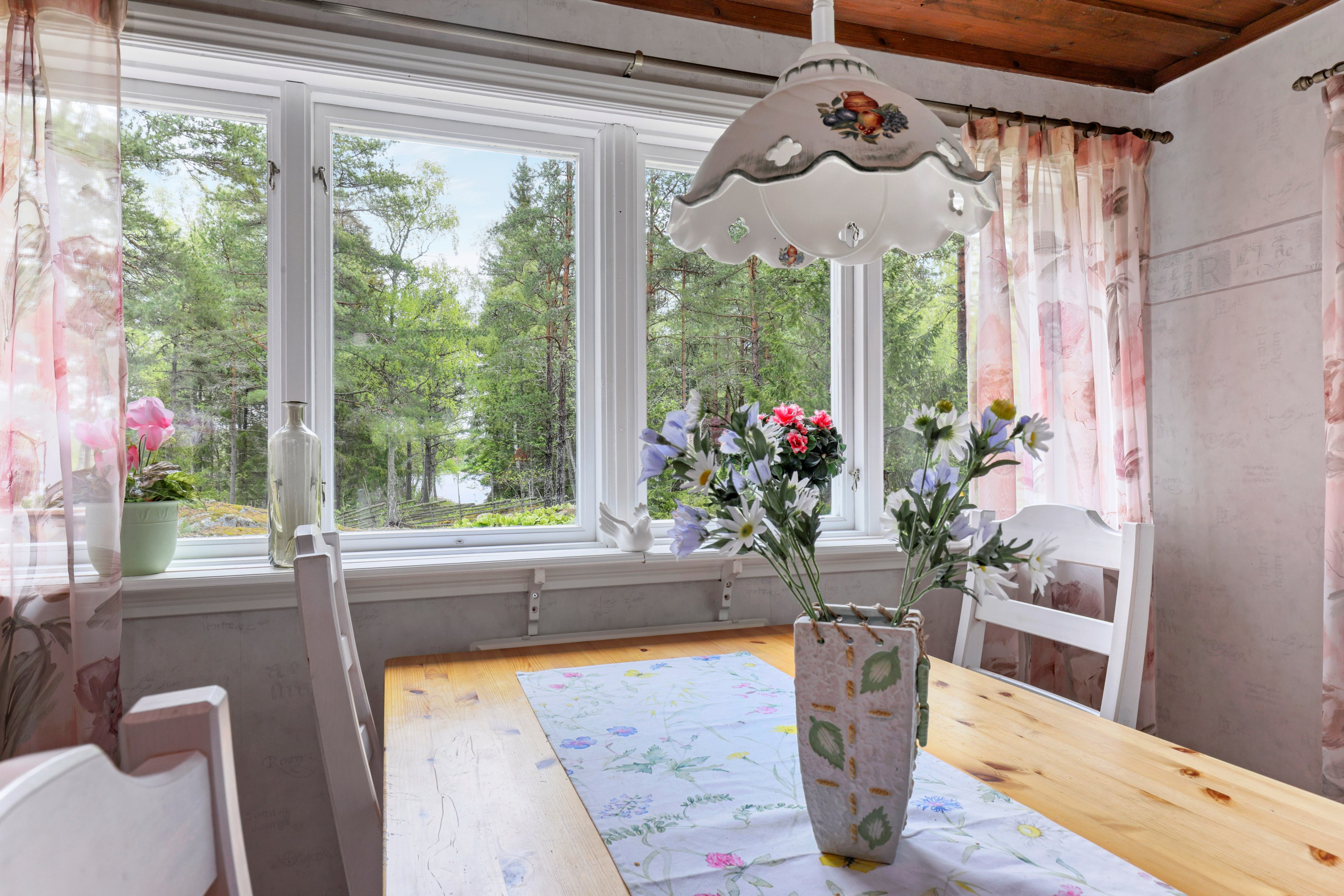 Bostadsbild från Skatvägen 26, Kommande i Stenskär, Östhammar