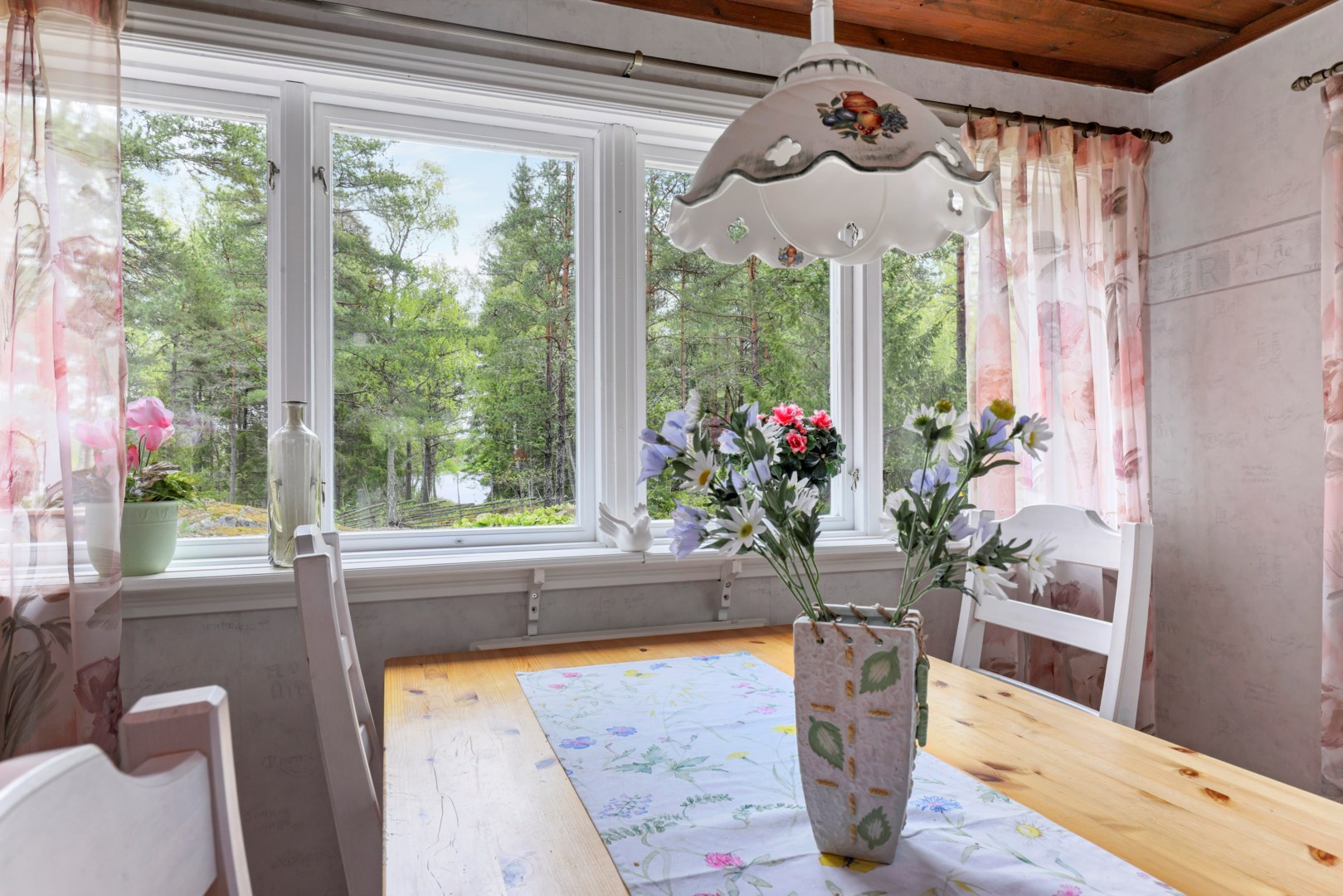 Bostadsbild från Skatvägen 26, Kommande i Stenskär, Östhammar