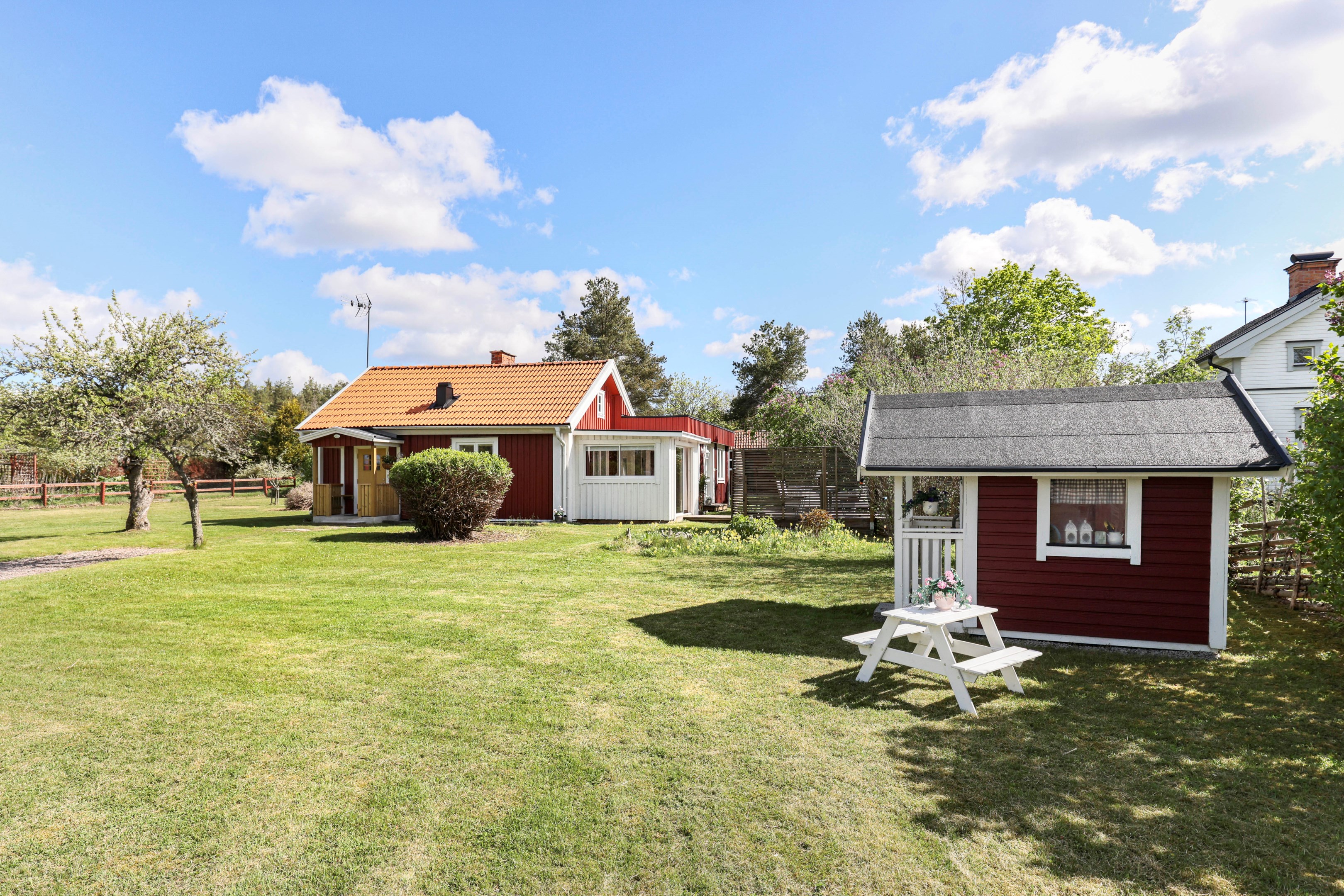 Bostadsbild från Norrskedika 28, Såld i Norrskedika, Östhammar