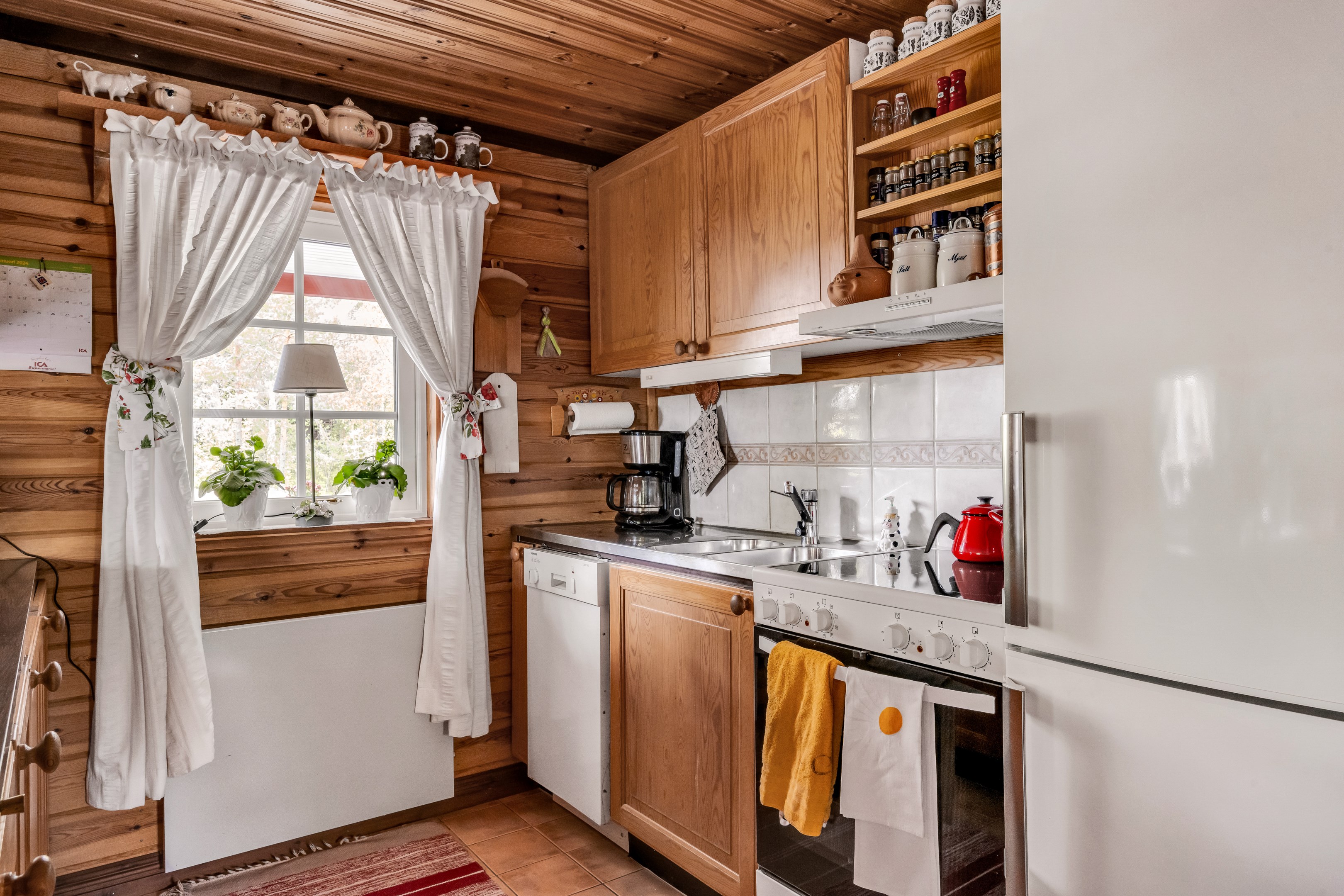 Bostadsbild från Östra Dalgången 1, Såld i Nolsterby strand, Östhammar