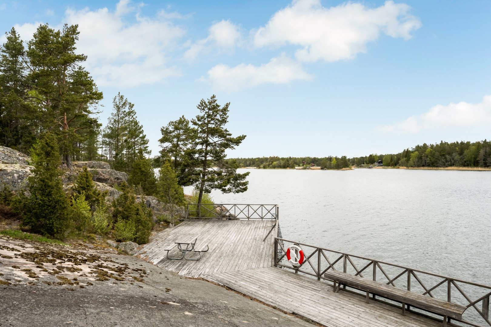Bostadsbild från Östra Dalgången 1, Såld i Nolsterby strand, Östhammar