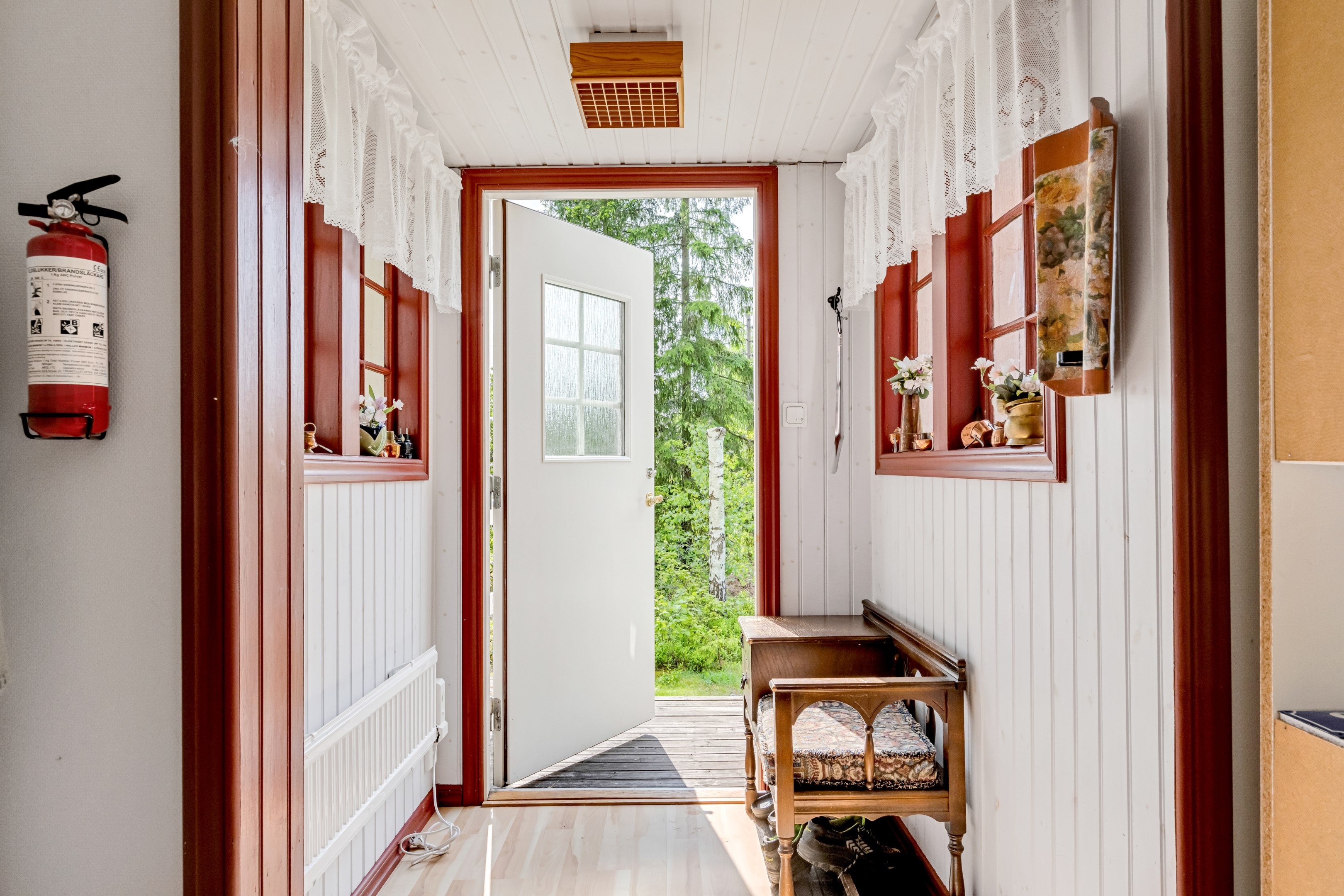 Bostadsbild från Slingervägen 3, Såld i Järlåsa, Uppsala