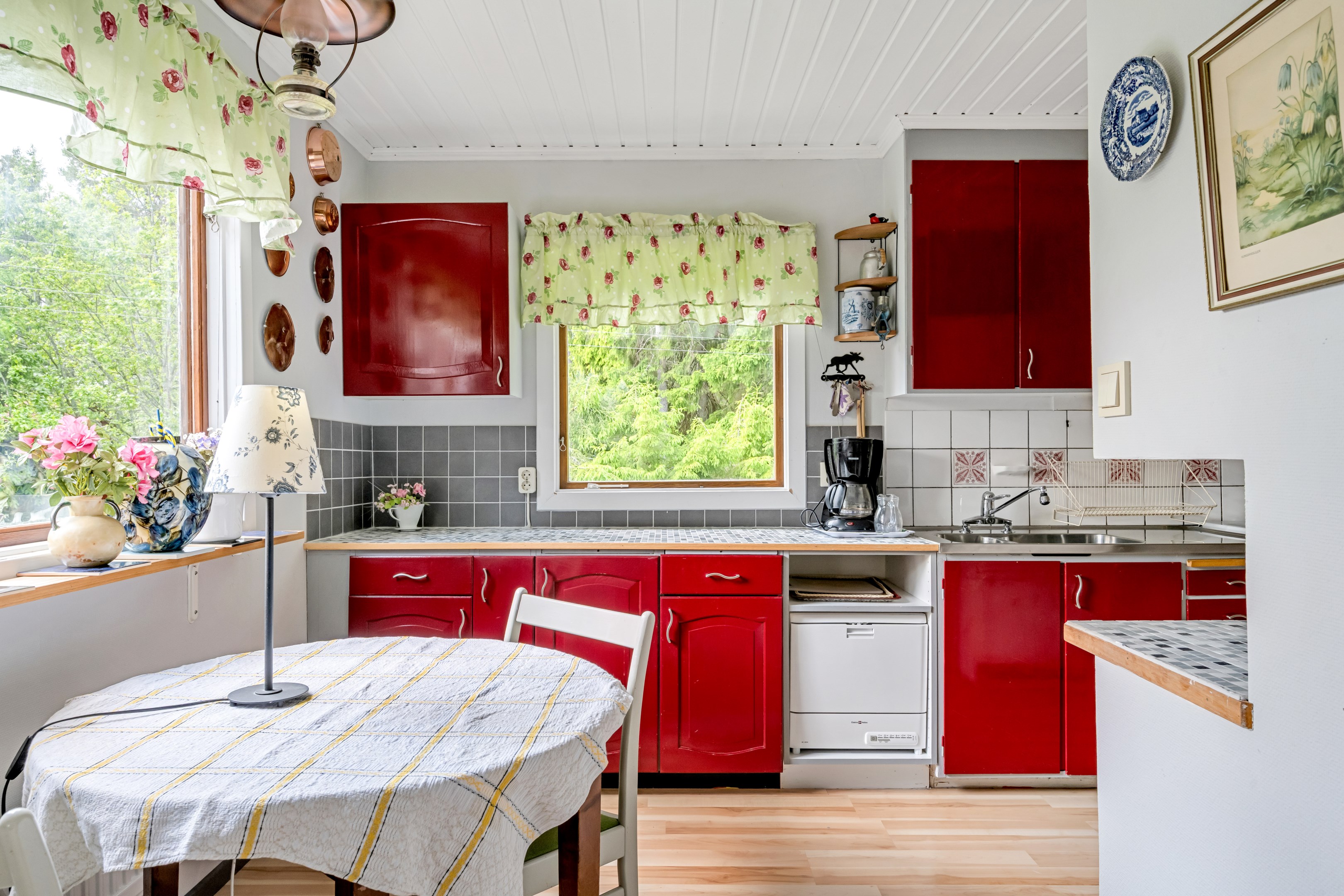 Bostadsbild från Slingervägen 3, Såld i Järlåsa, Uppsala