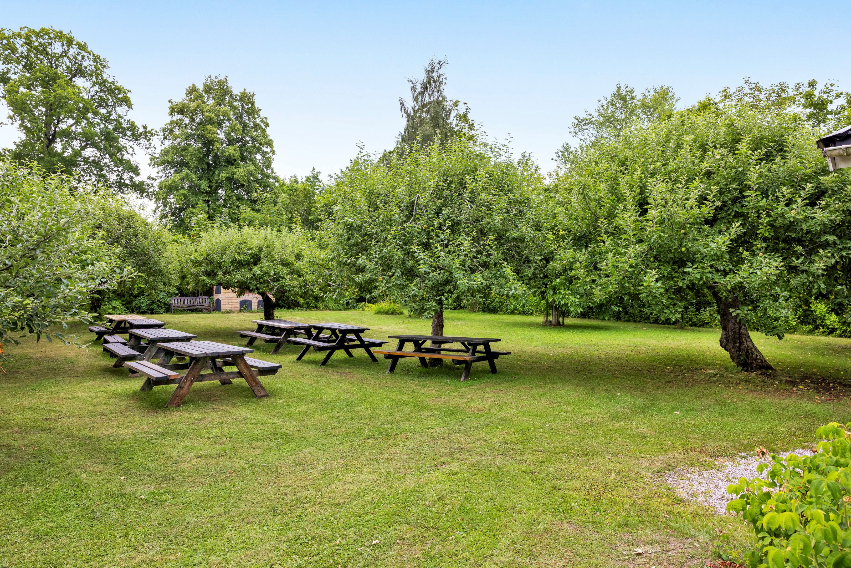 Bostadsbild från Husabyvägen 13 (Husbyborg koloniförening lott 13), Kommande i Husbyborg, Uppsala