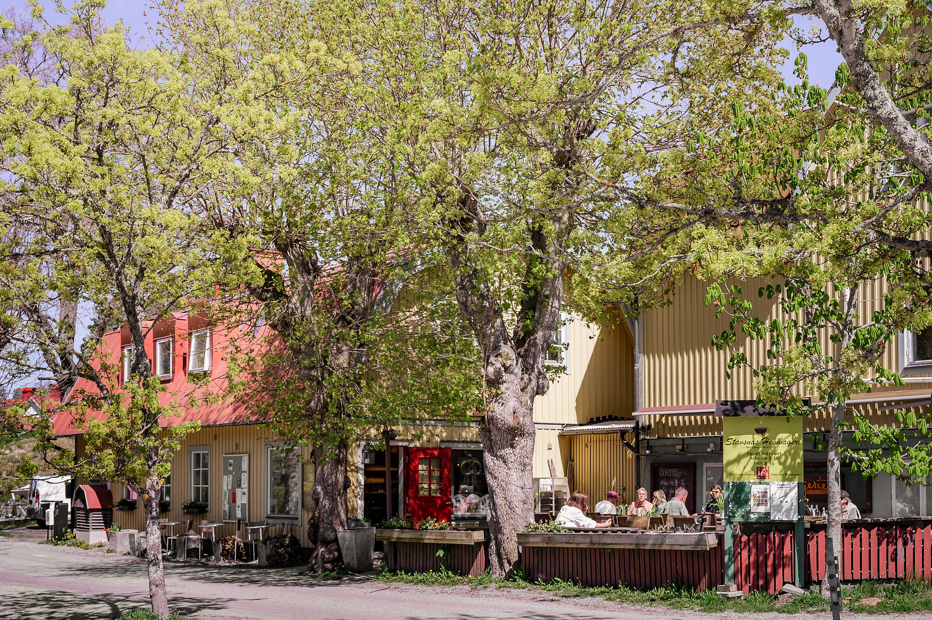Stavsnäs hembageri, restaurang och pub