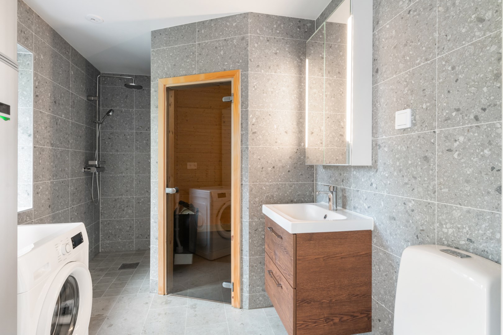 Bostadsbild från Västra Fällgatevägen 13, Såld i Blidö, Norrtälje