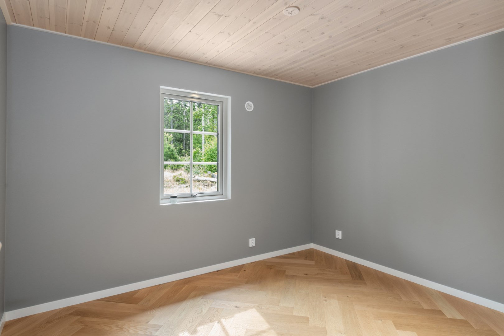 Bostadsbild från Västra Fällgatevägen 13, Såld i Blidö, Norrtälje