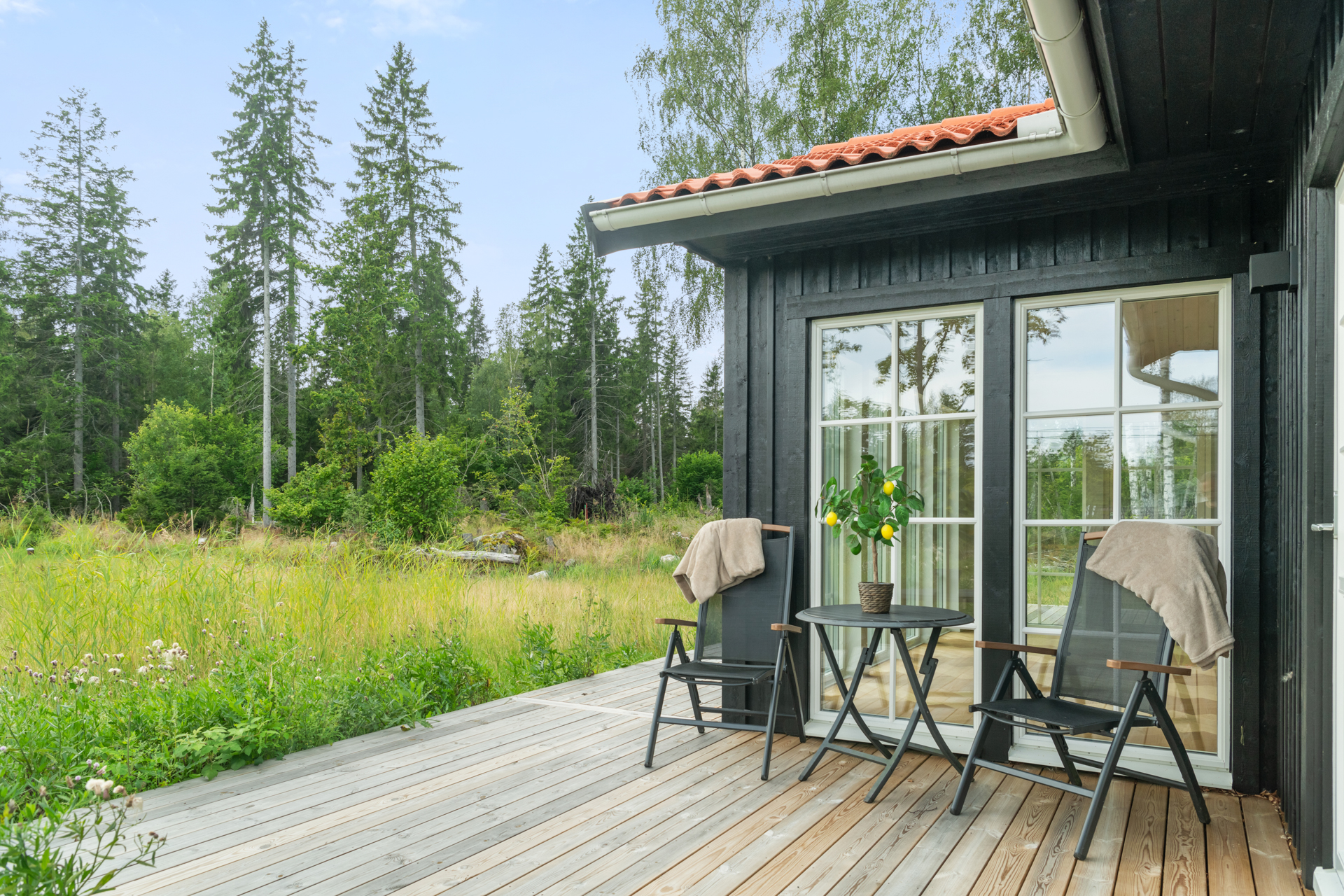 Bostadsbild från Västra Fällgatevägen 13, Såld i Blidö, Norrtälje