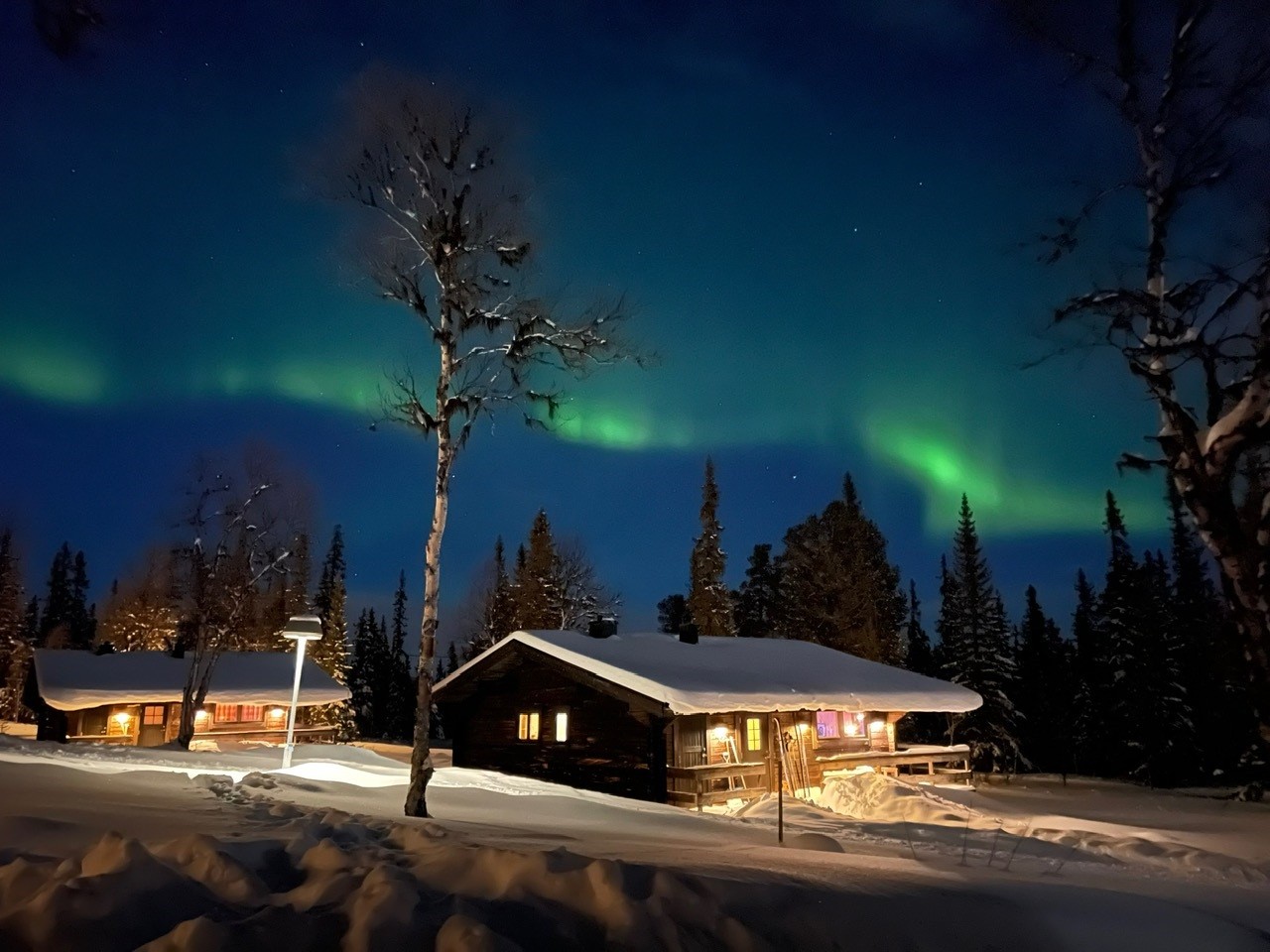 Norrsken över Fjällkällan