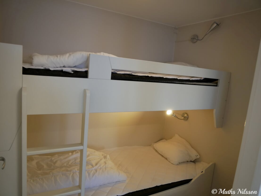 Lägenheten har praktiska våningssängar med plats för hela familjen