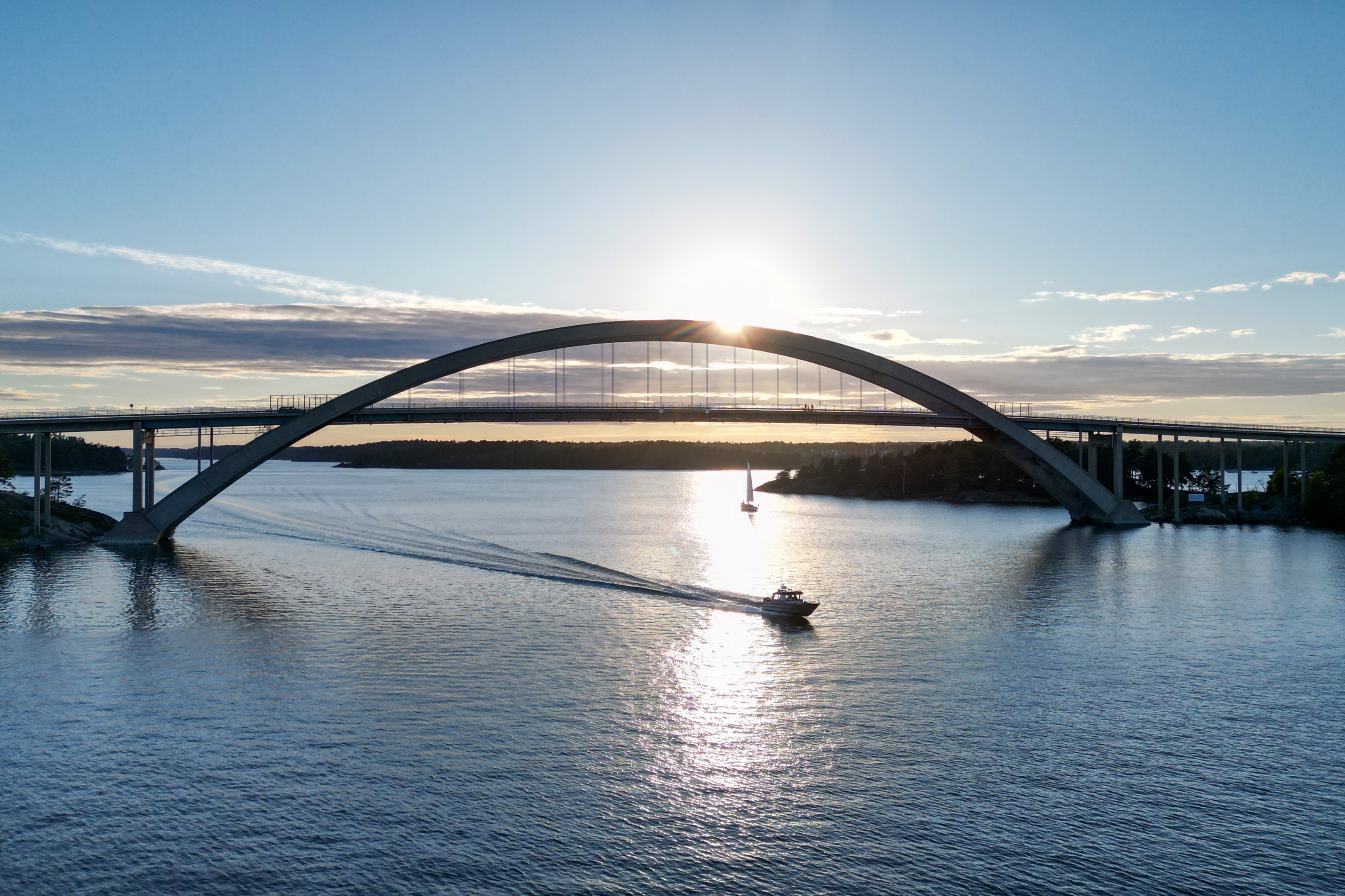 Djuröbron
