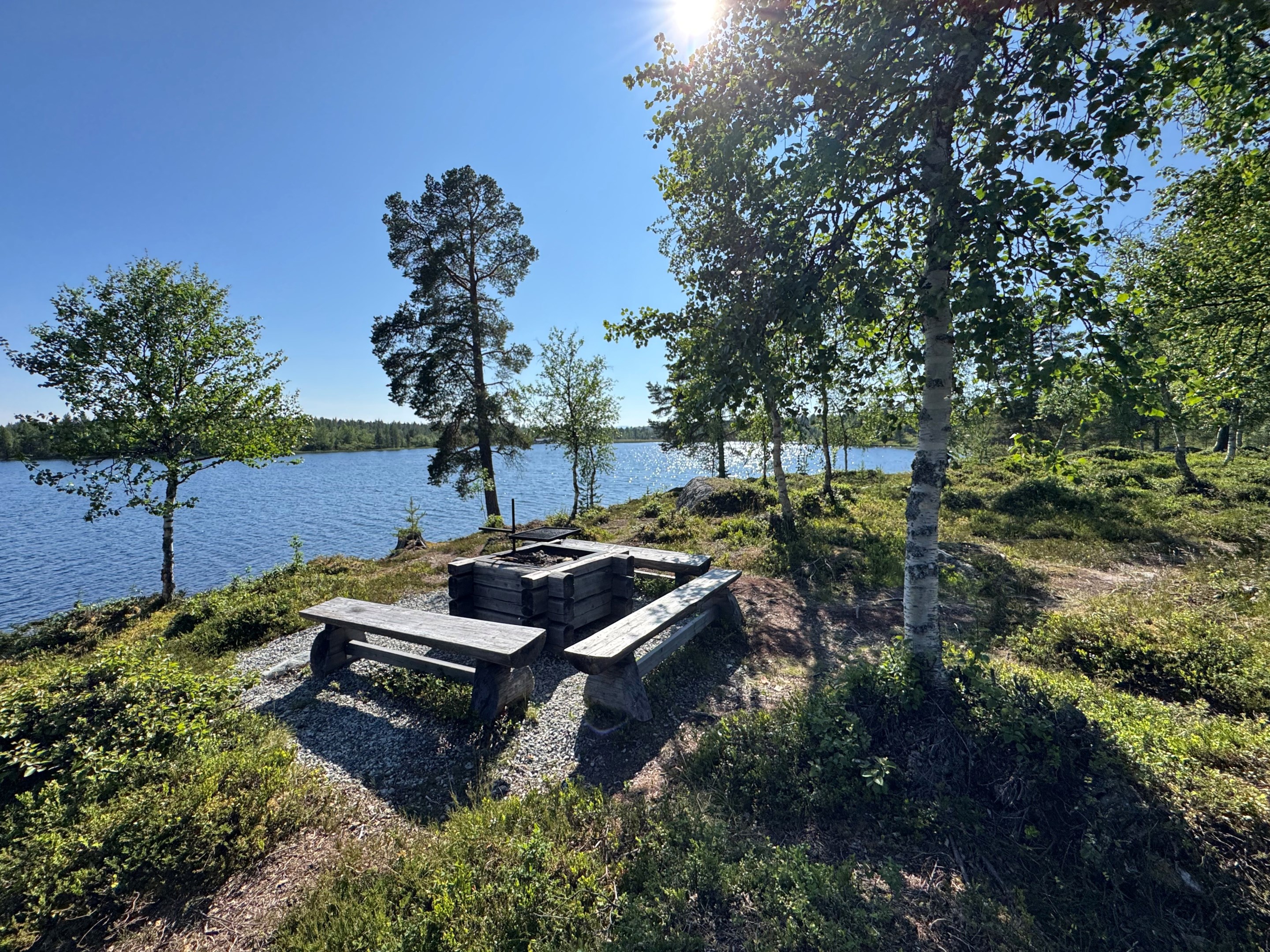 Grillplats vid sjön Vattnan