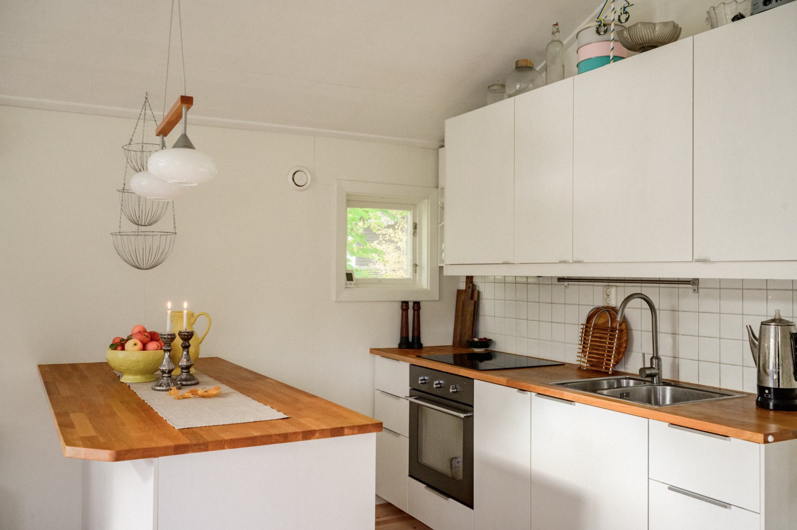 Bostadsbild från Överbyvägen 136, Såld i Vindö - Överby, Värmdö