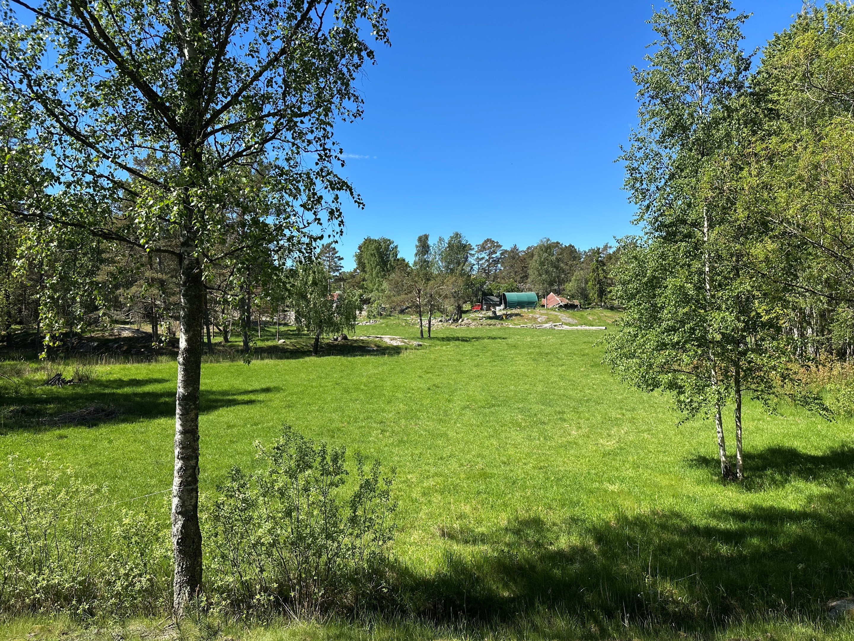 Utsikt mot sydväst från husets altan