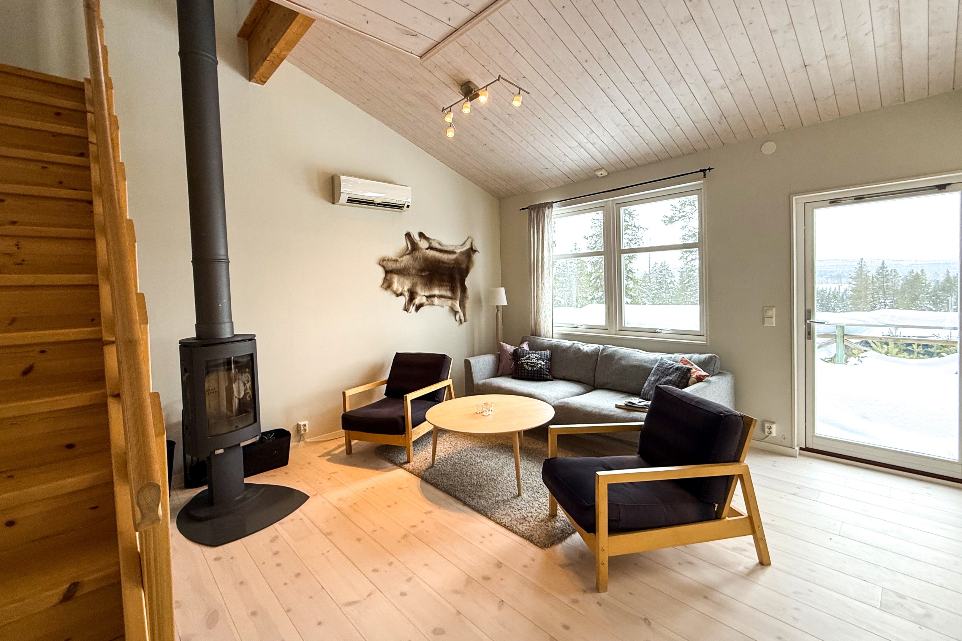 Bostadsbild från Björksoppens väg 2, Till salu i Tännäs, Härjedalen