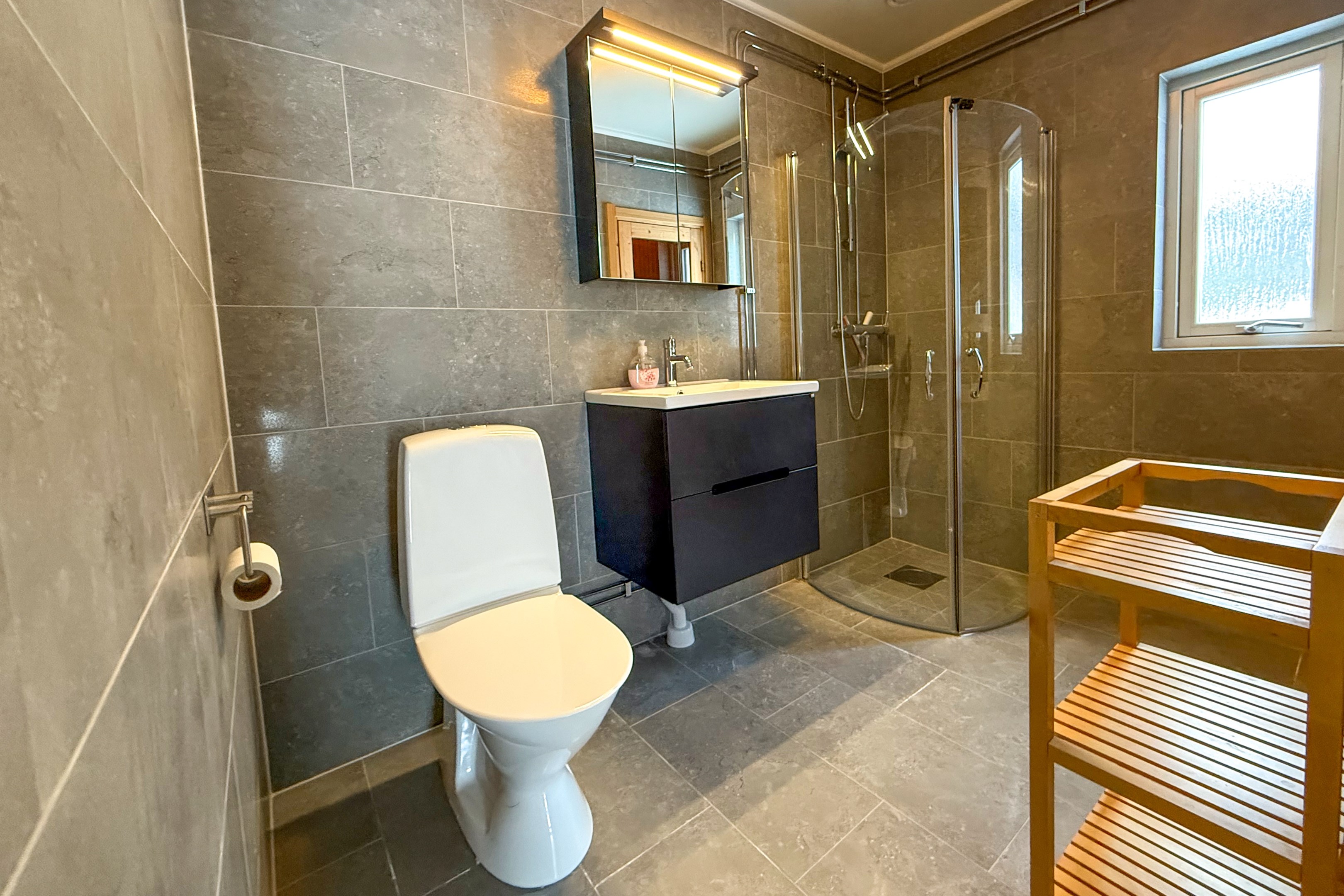 Bostadsbild från Björksoppens väg 2, Till salu i Tännäs, Härjedalen